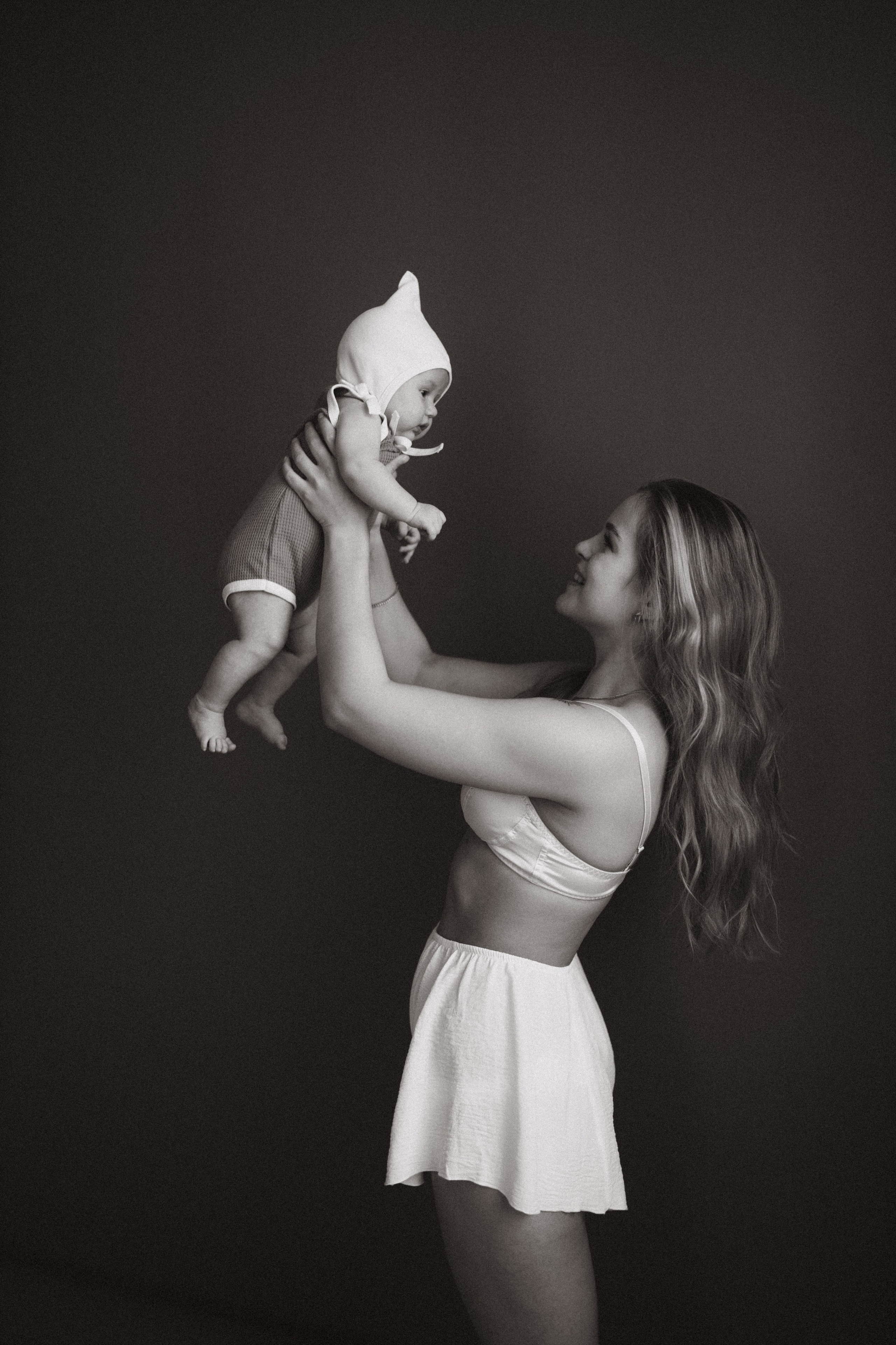 София и Леон. Услуги