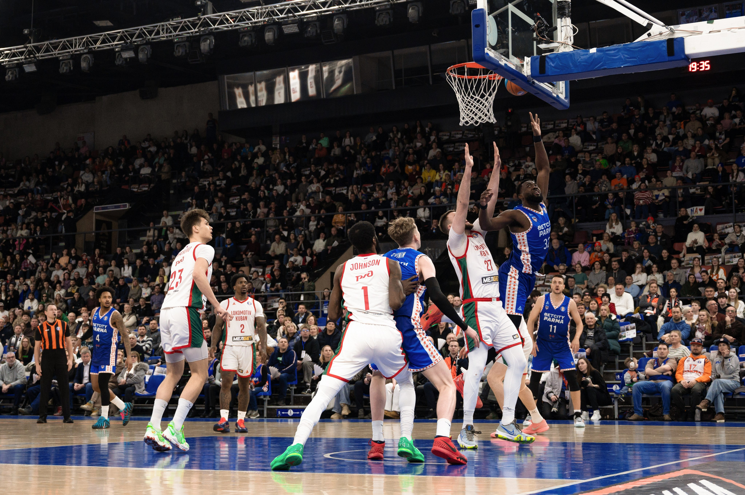 БЕТСИТИ ПАРМА — Локомотив-Кубань. Репортажный фотограф