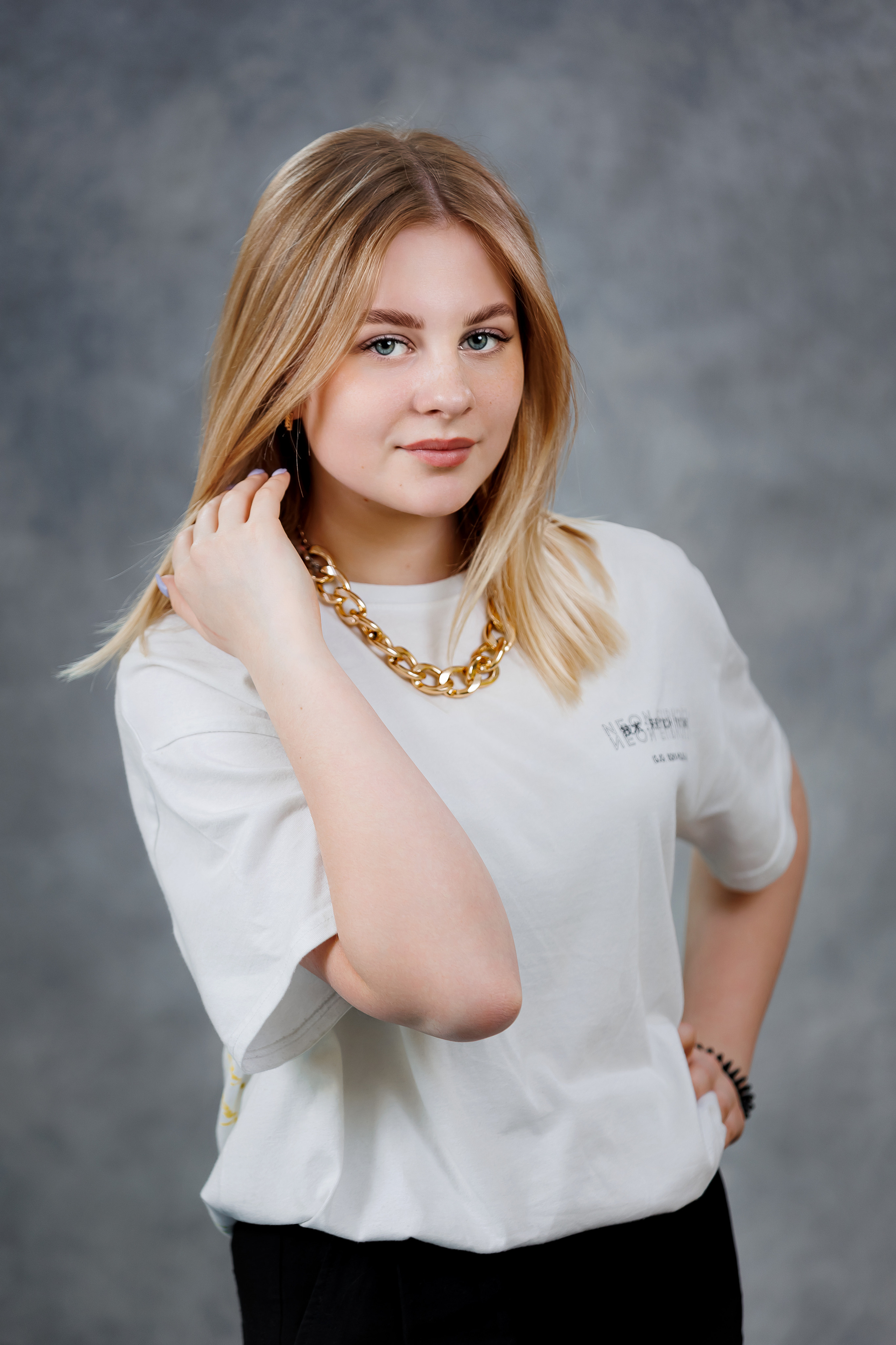 Портреты на однотонном фоне. Семейный и детский фотограф Комина Елена, Власиха, Одинцово