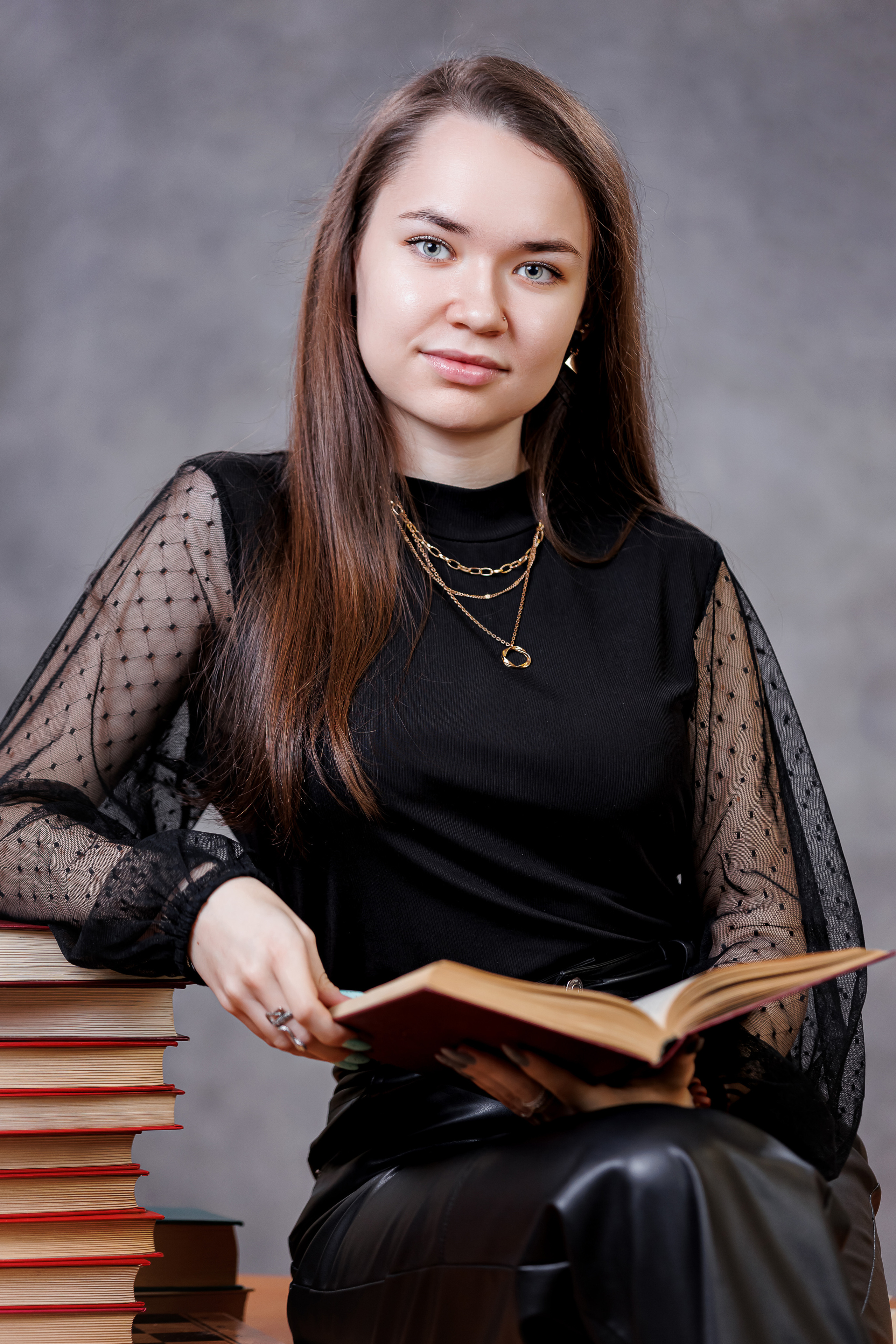 Портреты на однотонном фоне. Семейный и детский фотограф Комина Елена, Власиха, Одинцово