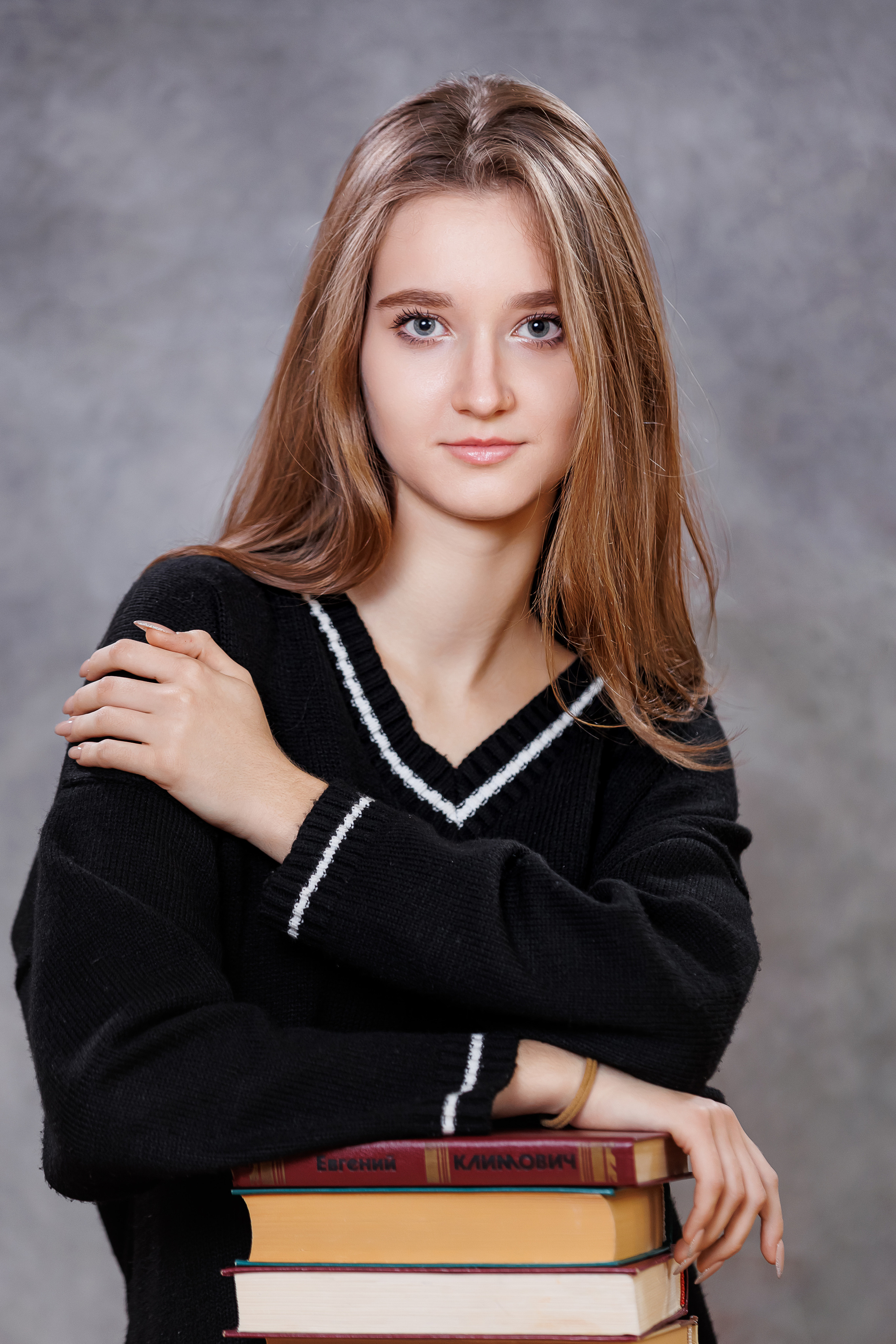 Портреты на однотонном фоне. Семейный и детский фотограф Комина Елена, Власиха, Одинцово