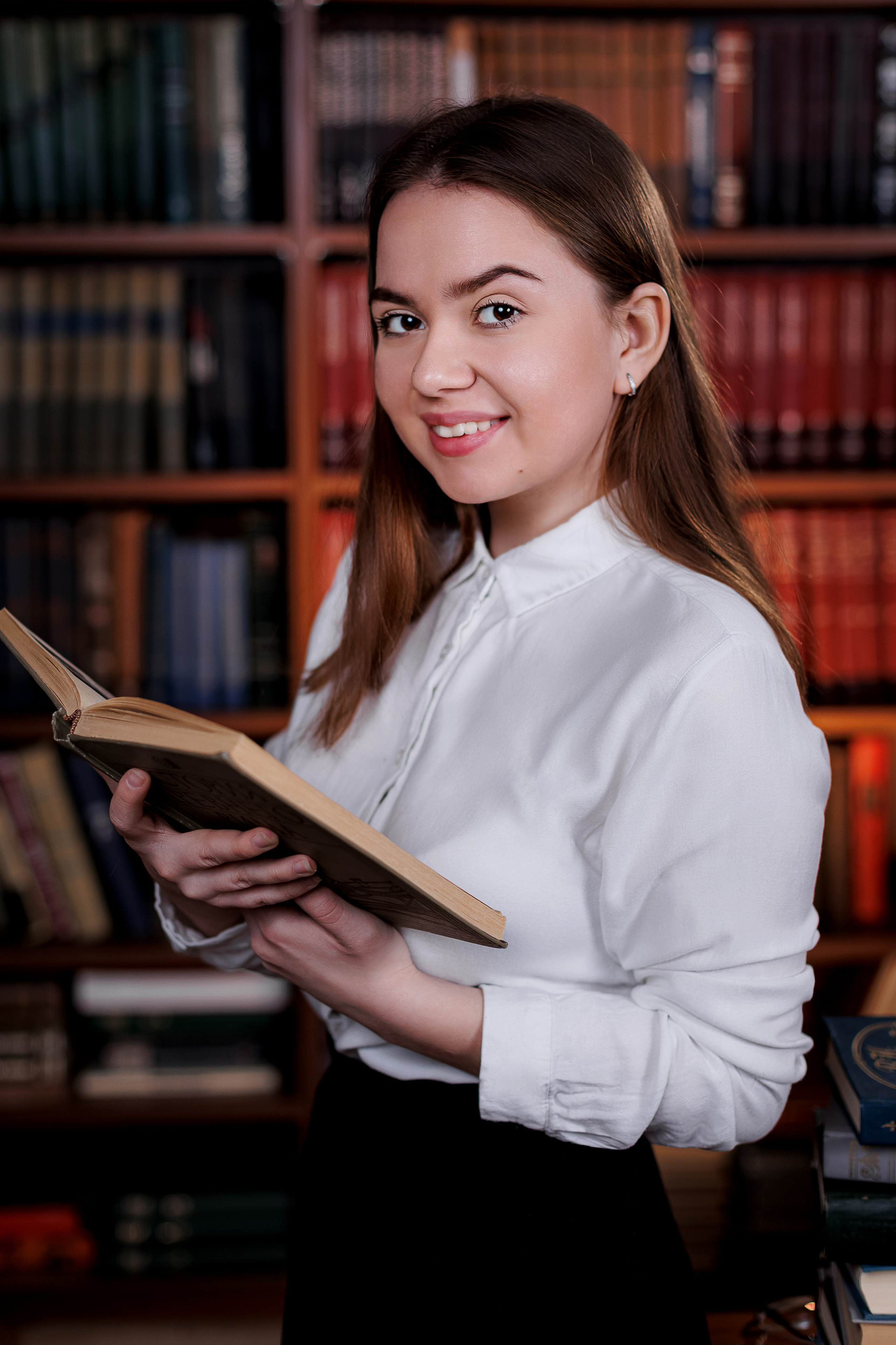 Портреты в Библиотеке. Семейный и детский фотограф Комина Елена, Власиха, Одинцово