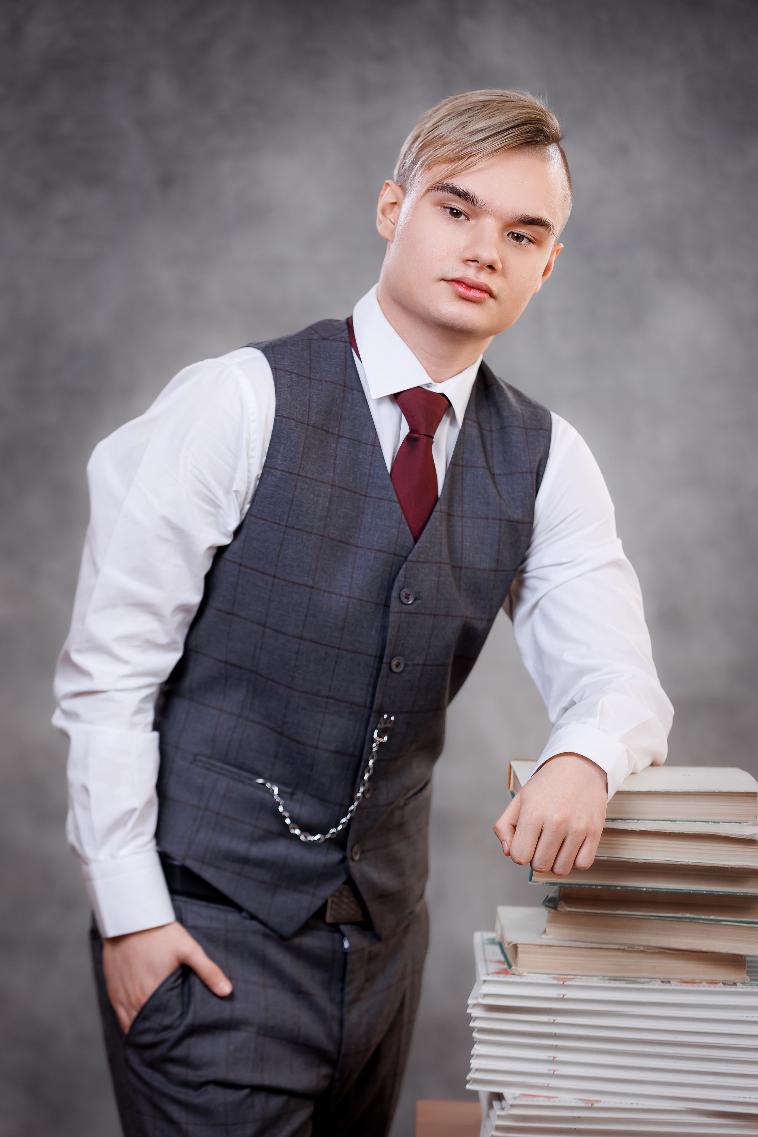 Портреты на однотонном фоне. Семейный и детский фотограф Комина Елена, Власиха, Одинцово