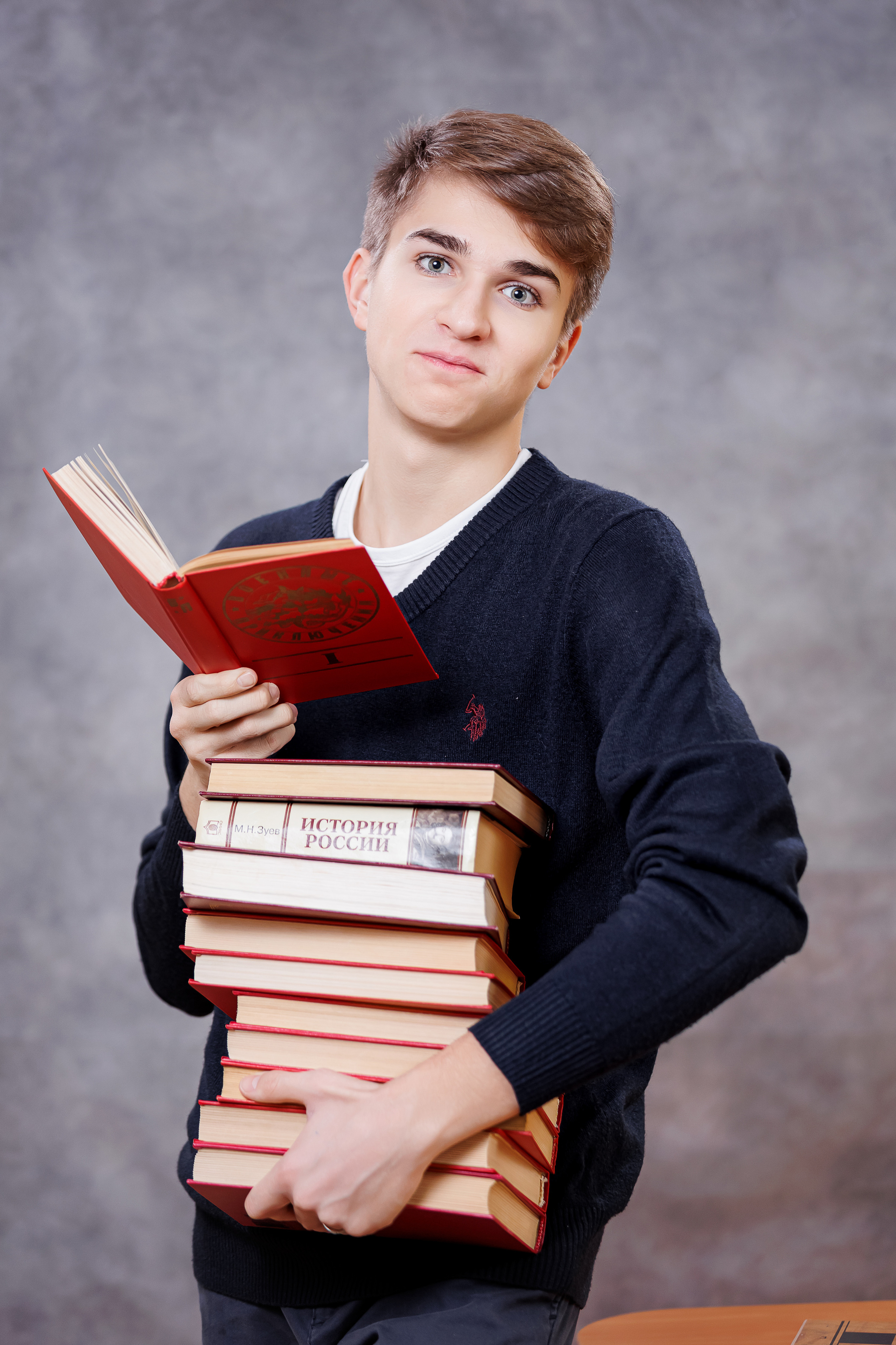 Портреты на однотонном фоне. Семейный и детский фотограф Комина Елена, Власиха, Одинцово