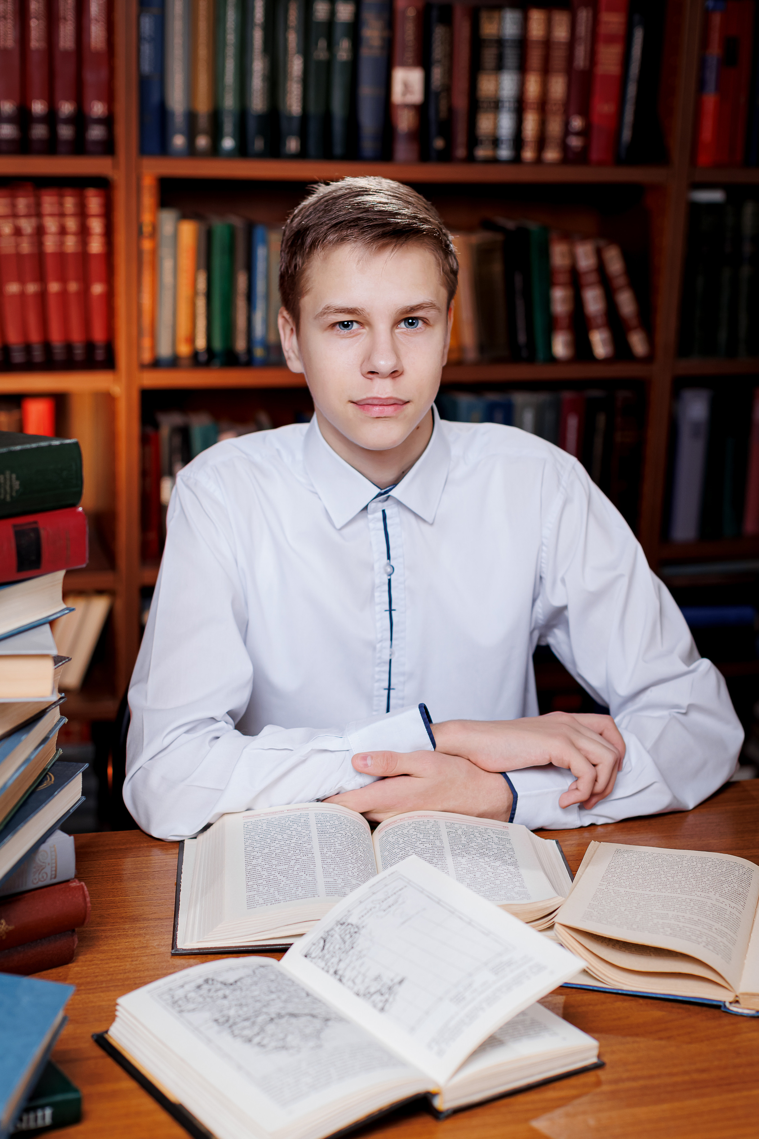 Портреты в Библиотеке. Семейный и детский фотограф Комина Елена, Власиха, Одинцово