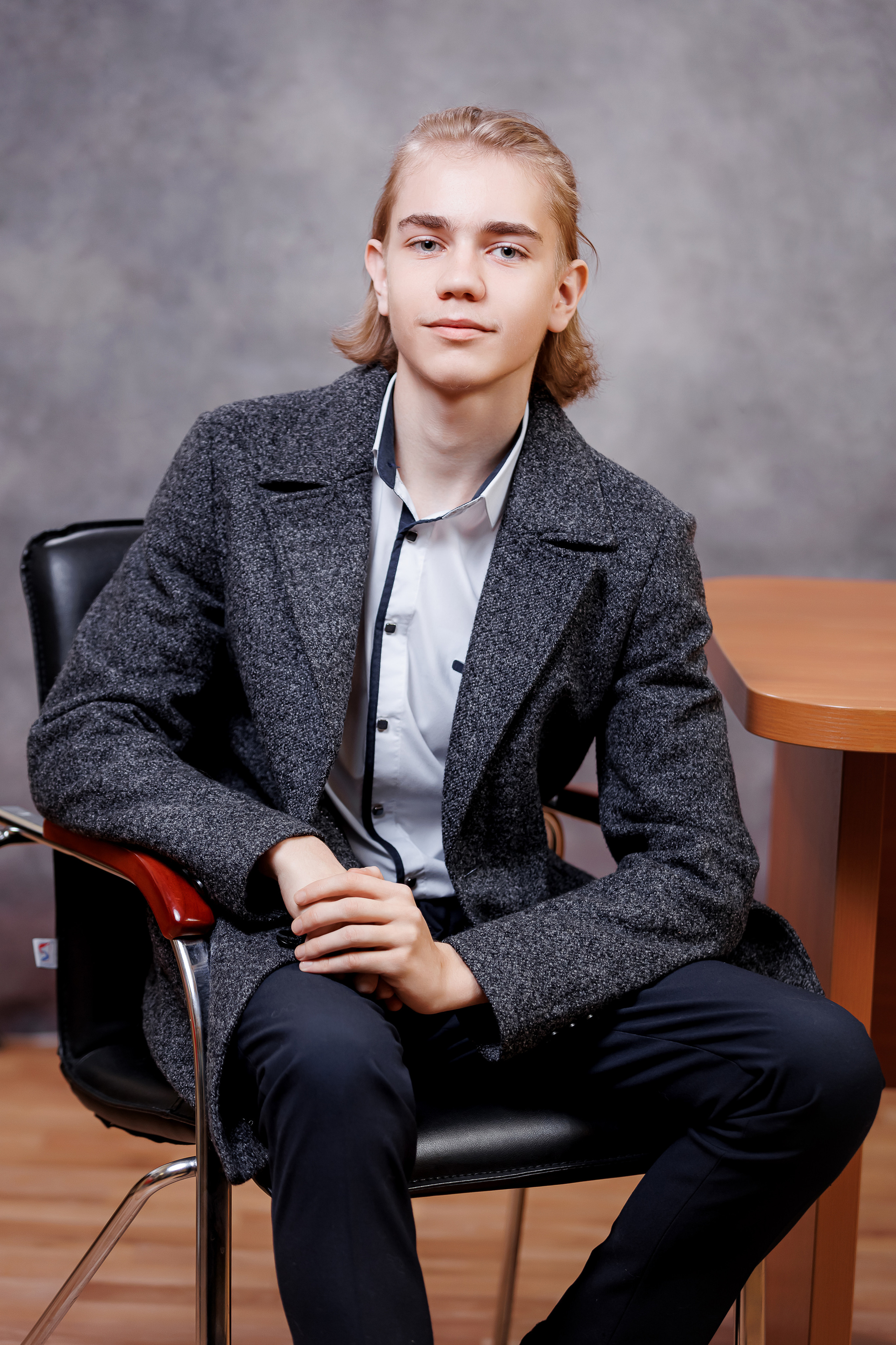 Портреты на однотонном фоне. Семейный и детский фотограф Комина Елена, Власиха, Одинцово