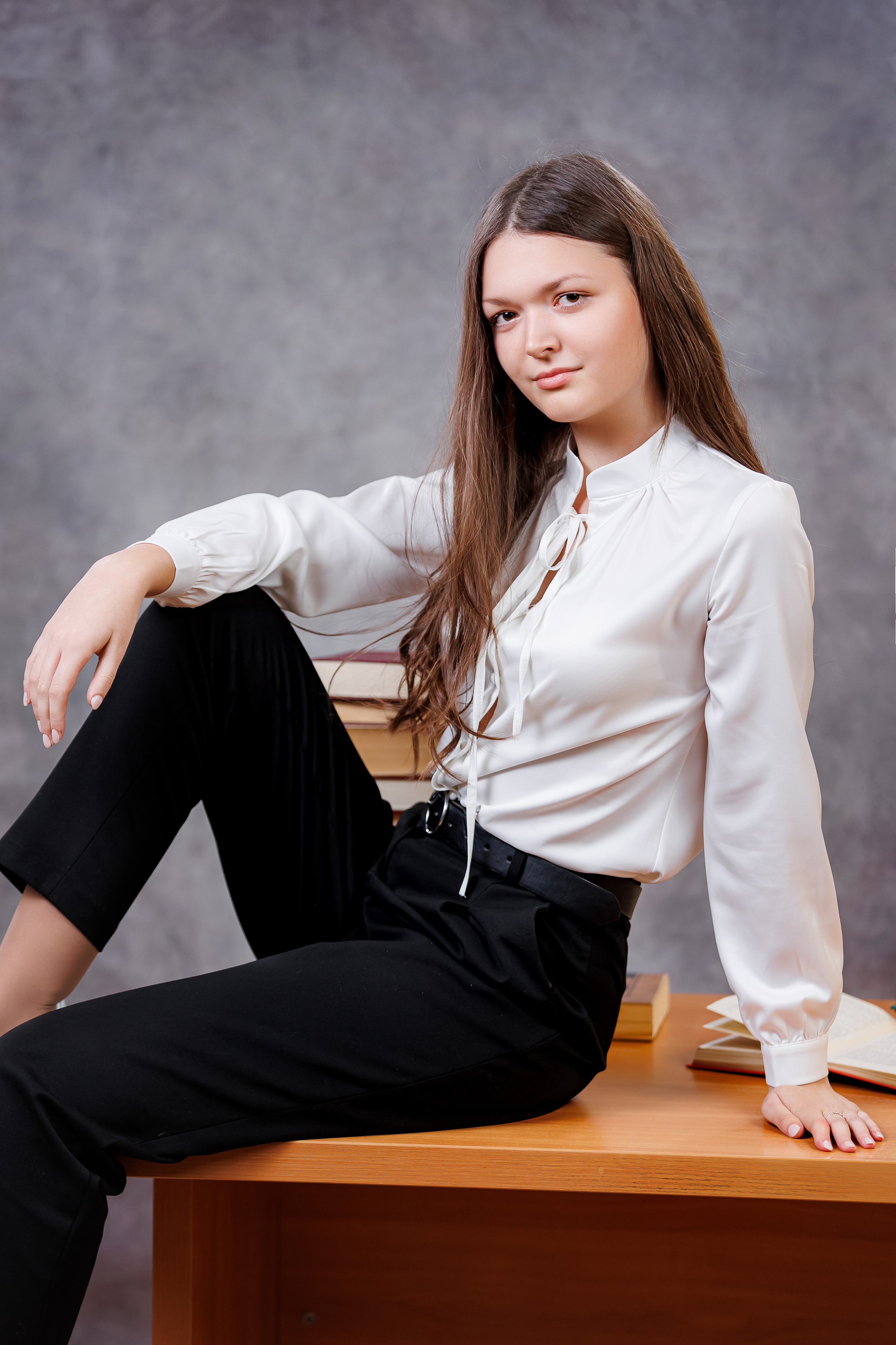 Портреты на однотонном фоне. Семейный и детский фотограф Комина Елена, Власиха, Одинцово