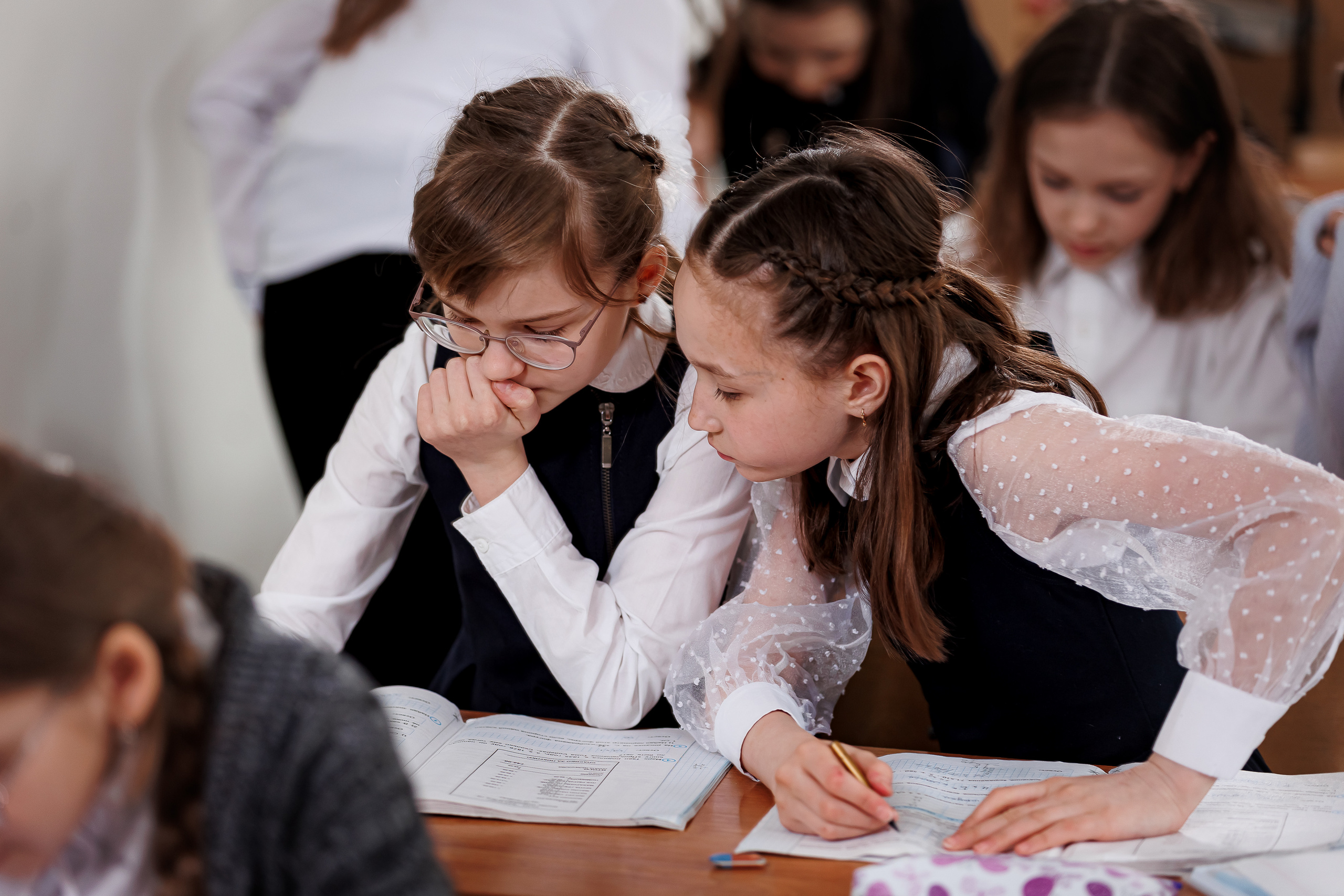 Репортаж на уроках. Семейный и детский фотограф Комина Елена, Власиха, Одинцово