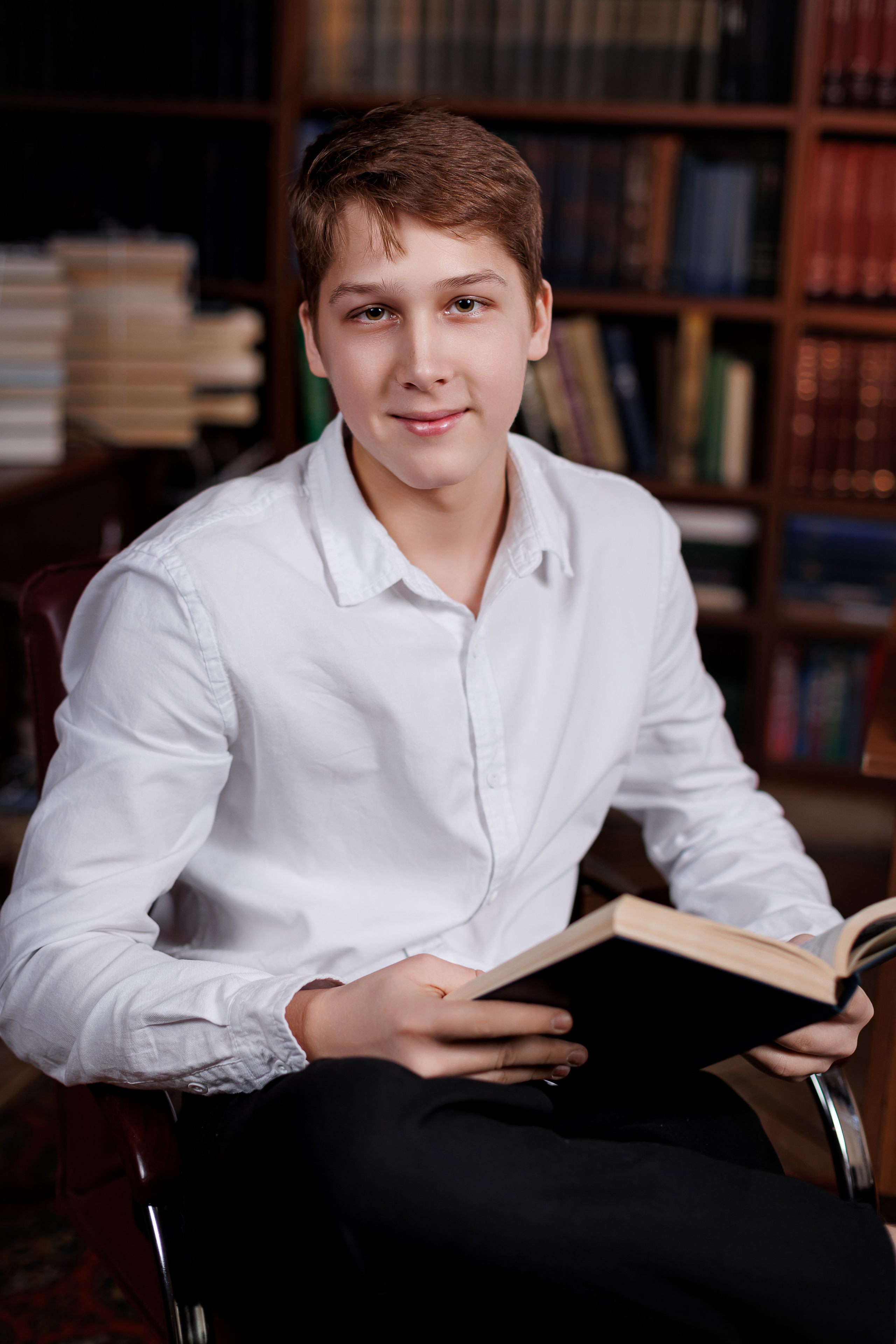 Портреты в Библиотеке. Семейный и детский фотограф Комина Елена, Власиха, Одинцово