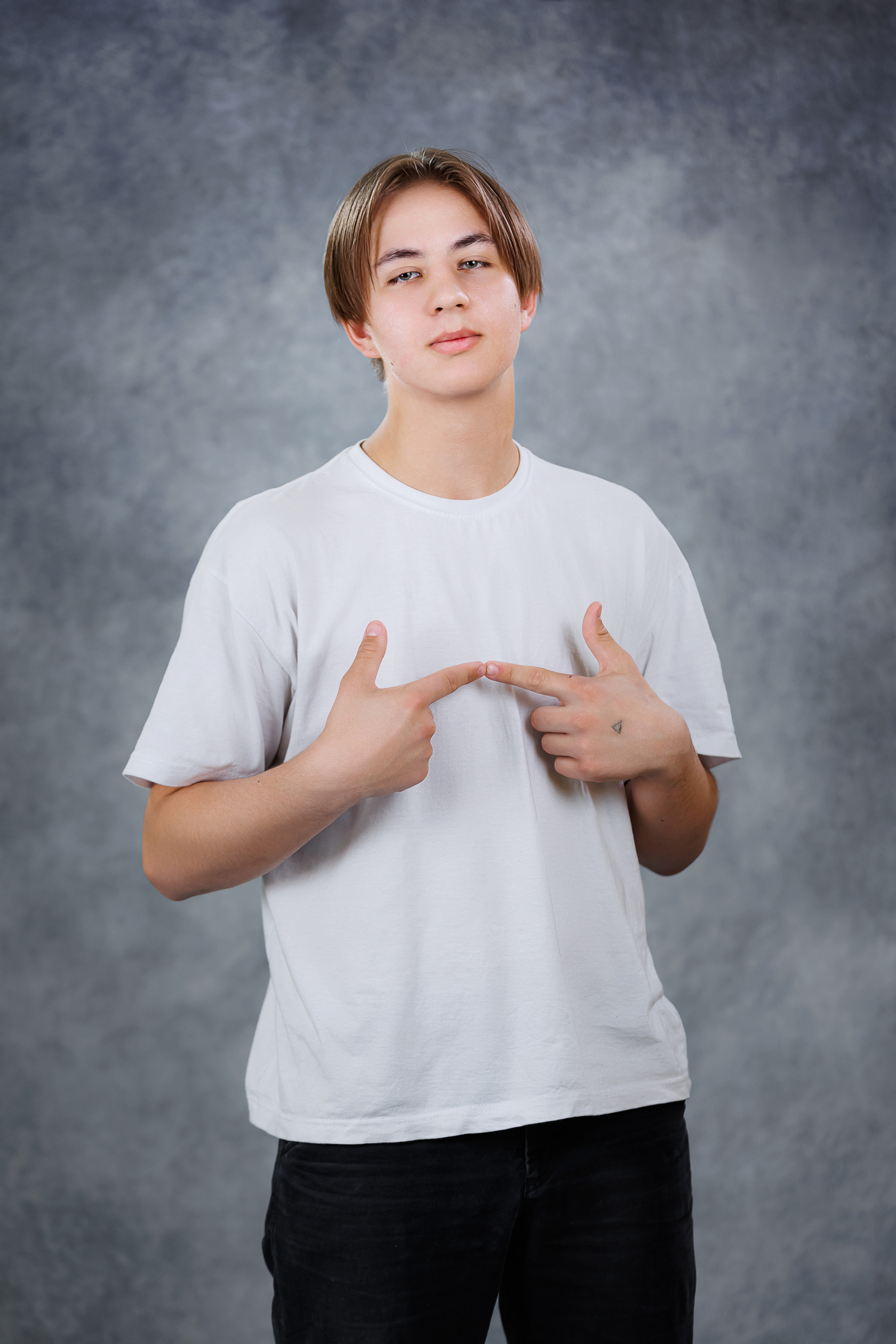 Портреты на однотонном фоне. Семейный и детский фотограф Комина Елена, Власиха, Одинцово