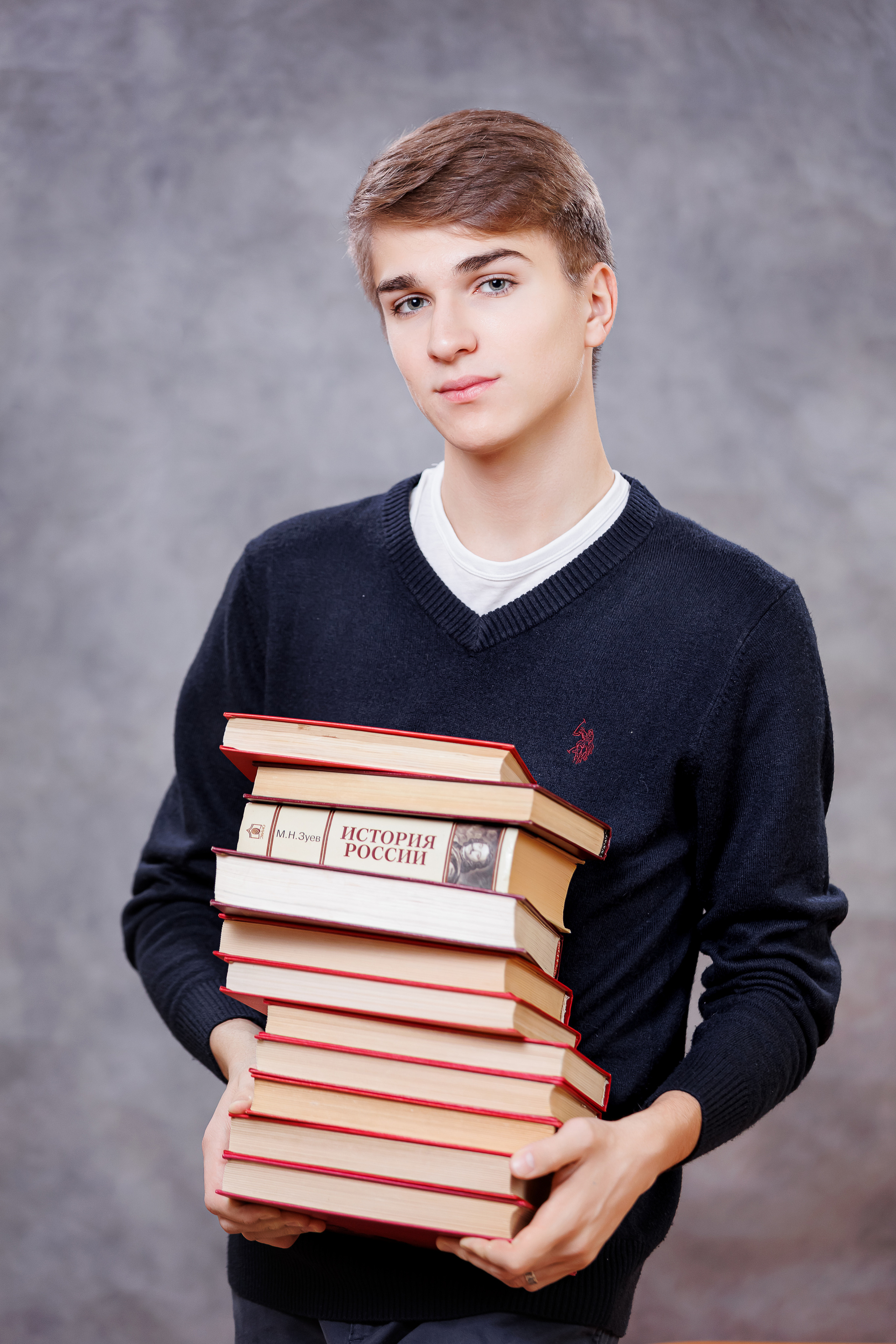 Портреты на однотонном фоне. Семейный и детский фотограф Комина Елена, Власиха, Одинцово