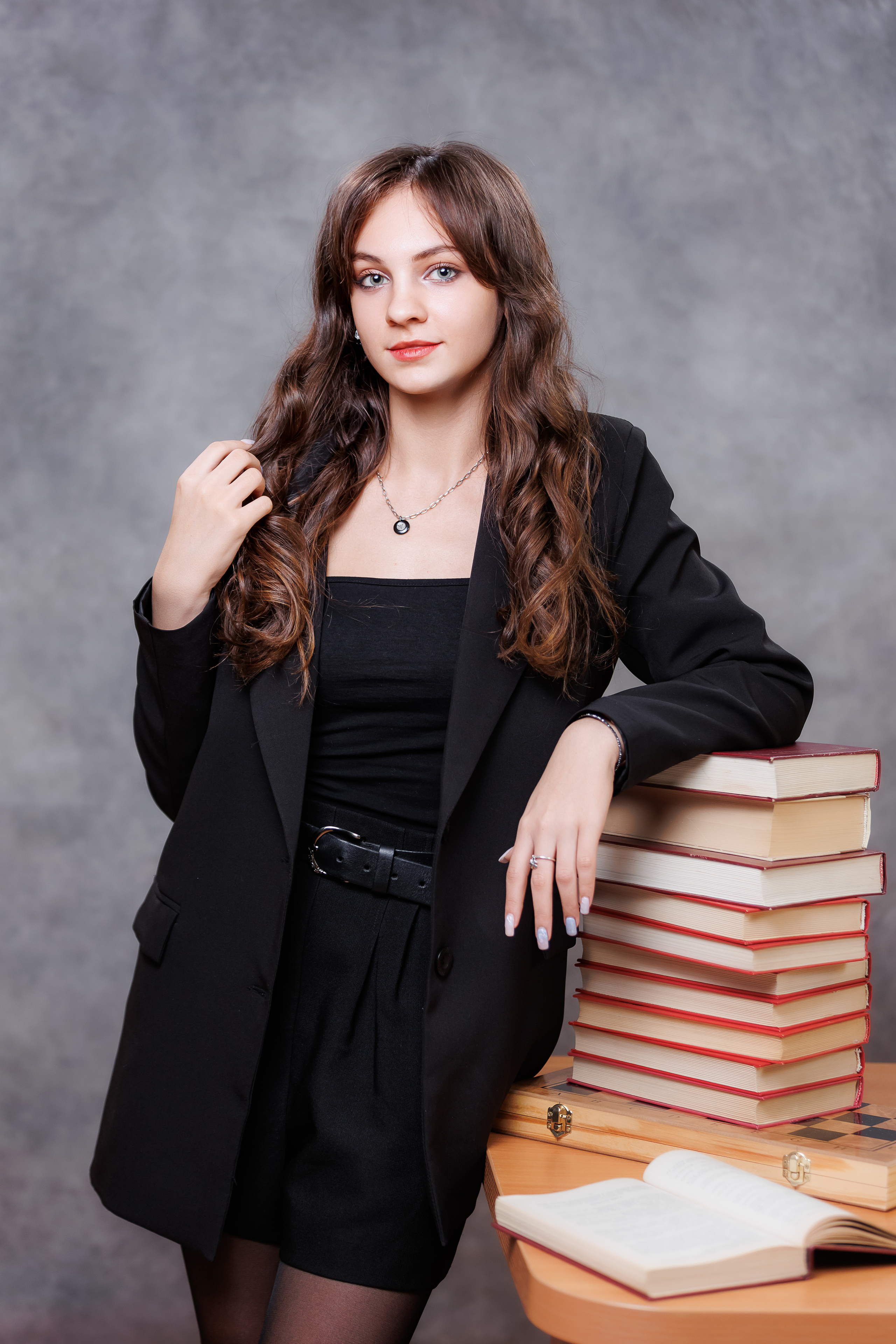 Портреты на однотонном фоне. Семейный и детский фотограф Комина Елена, Власиха, Одинцово