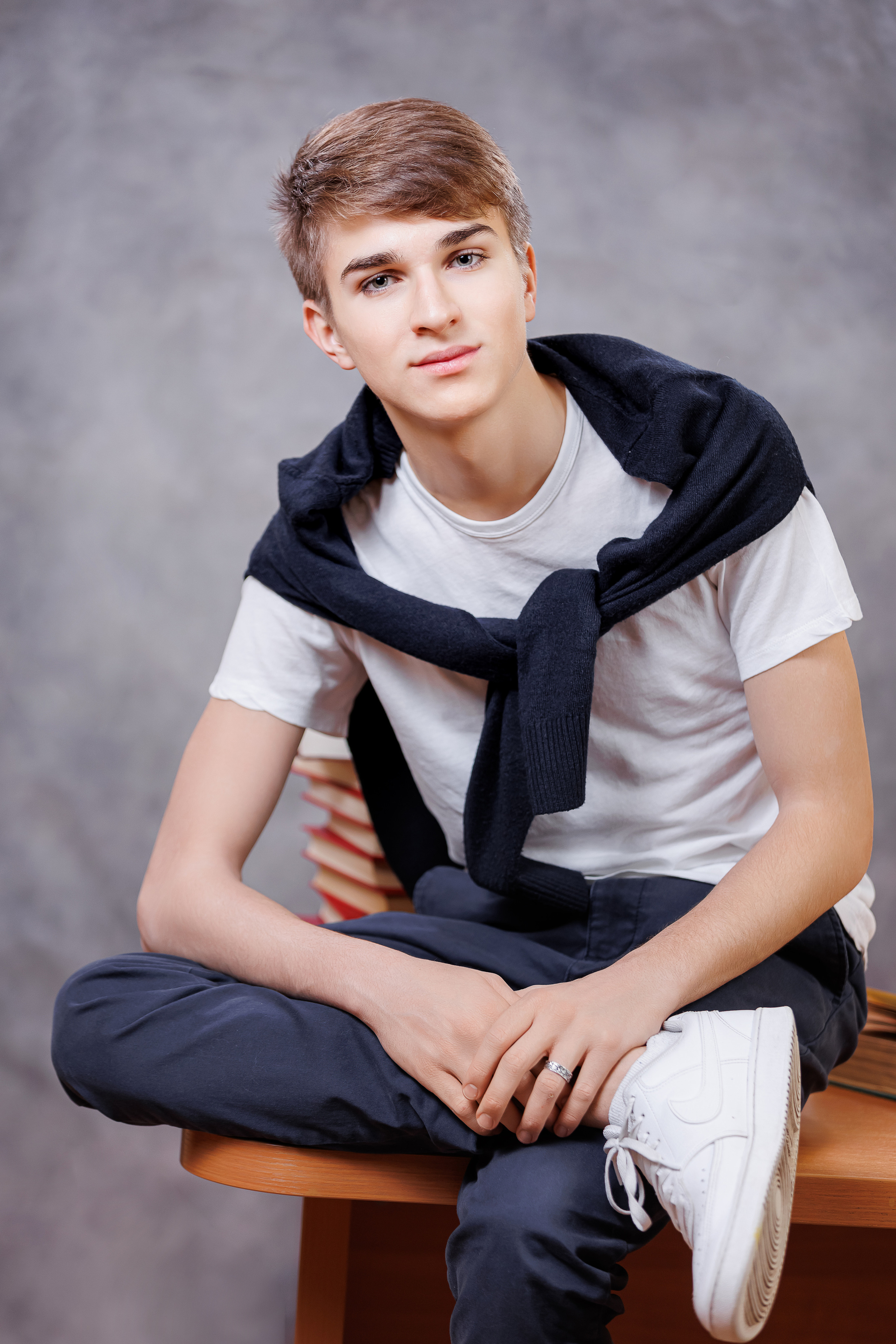 Портреты на однотонном фоне. Семейный и детский фотограф Комина Елена, Власиха, Одинцово