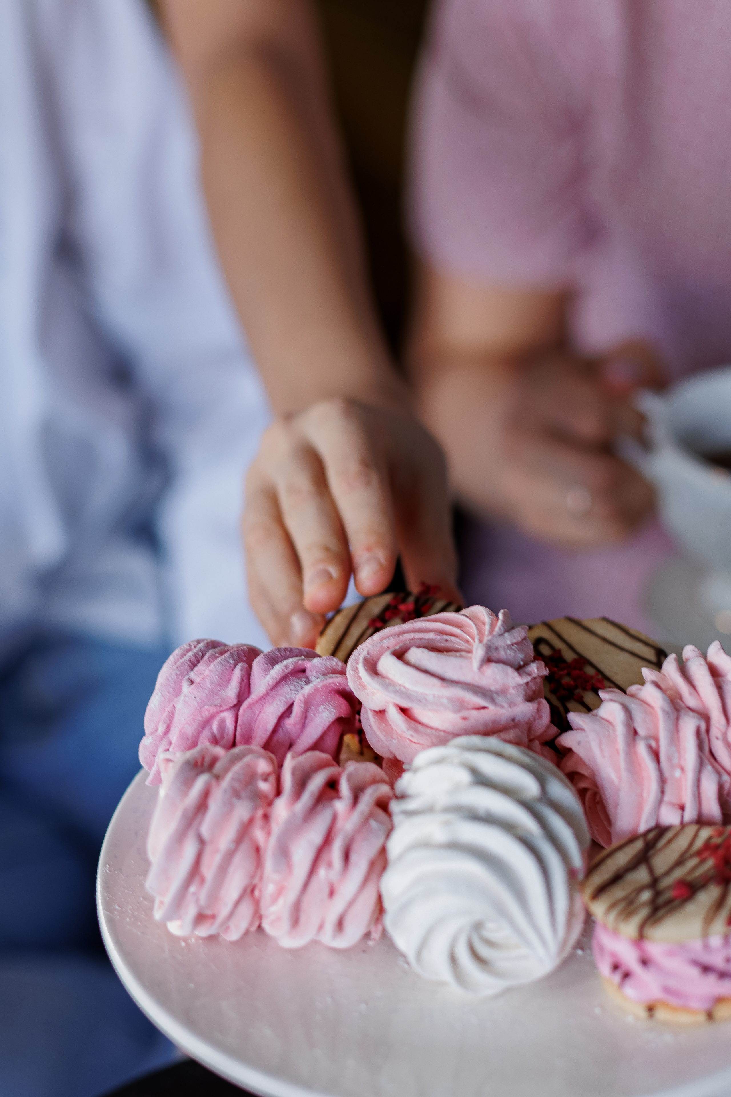 Контент съёмка для домашнего кондитера Ольги «Тут.зефир». Семейный и детский фотограф Комина Елена, Власиха, Одинцово