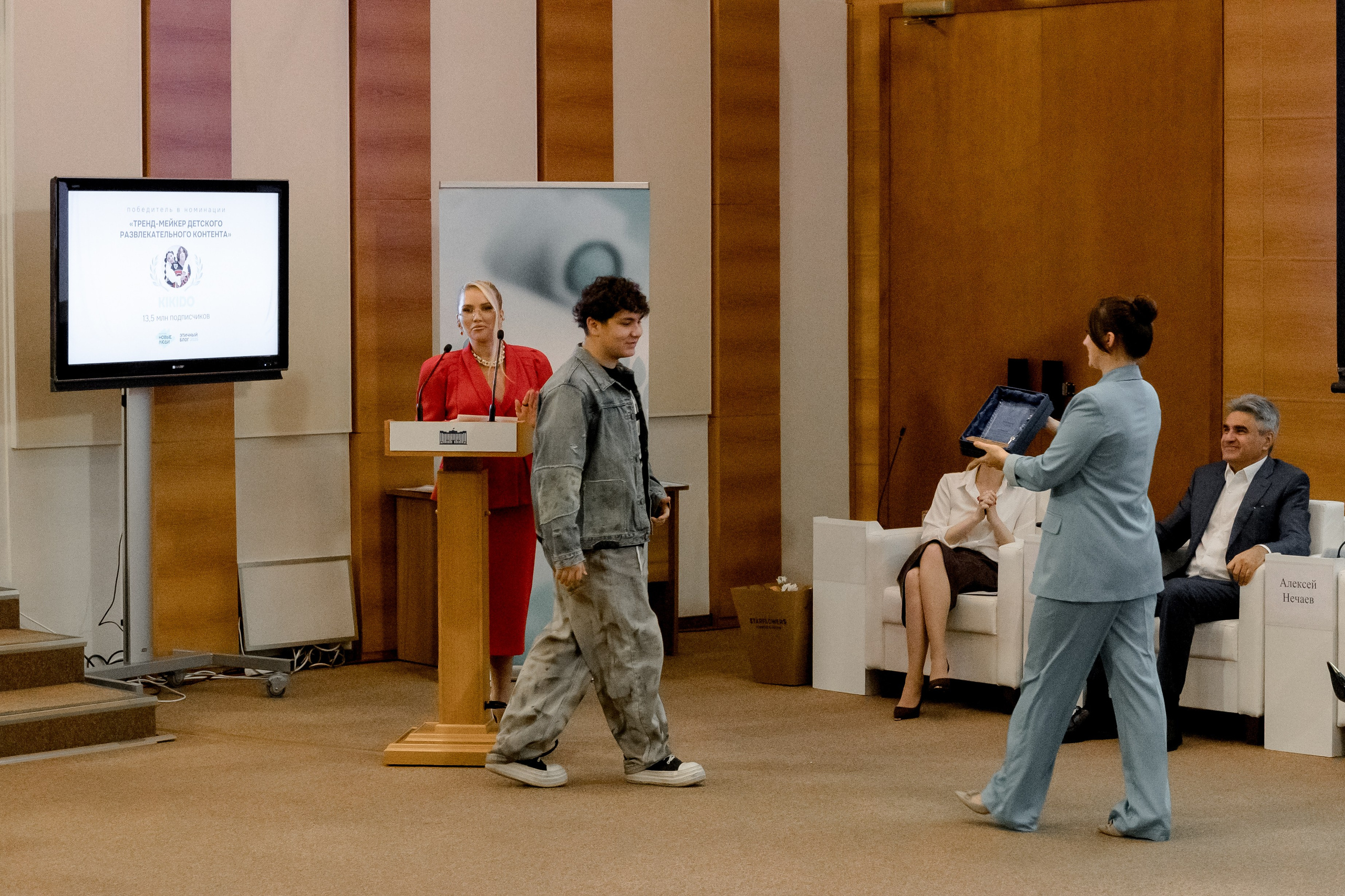 ГОСДУМА «Этичный Блог 2025г». Свадебный/Портретный фотограф снимаю в Москве