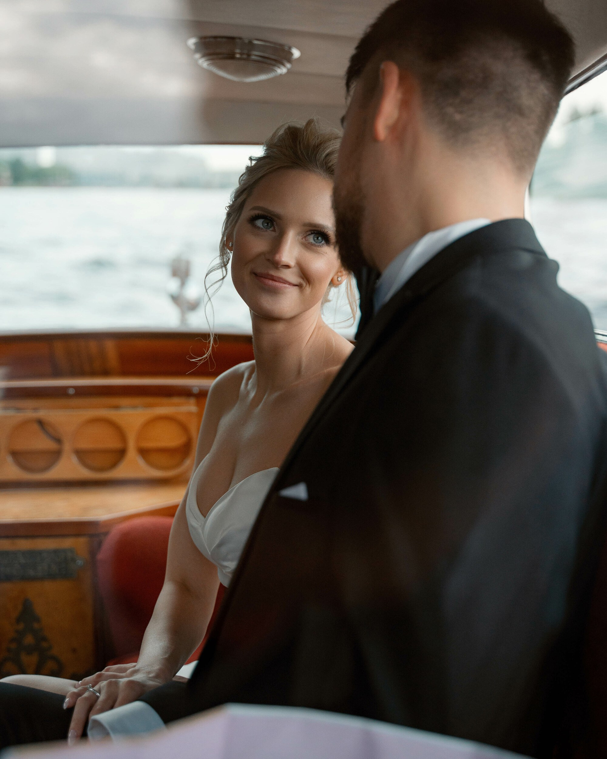 Свадьба для двоих в отеле Wawelberg и на катере. Свадебный фотограф в Санкт-Петербурге и Москве Андрей Нестеров