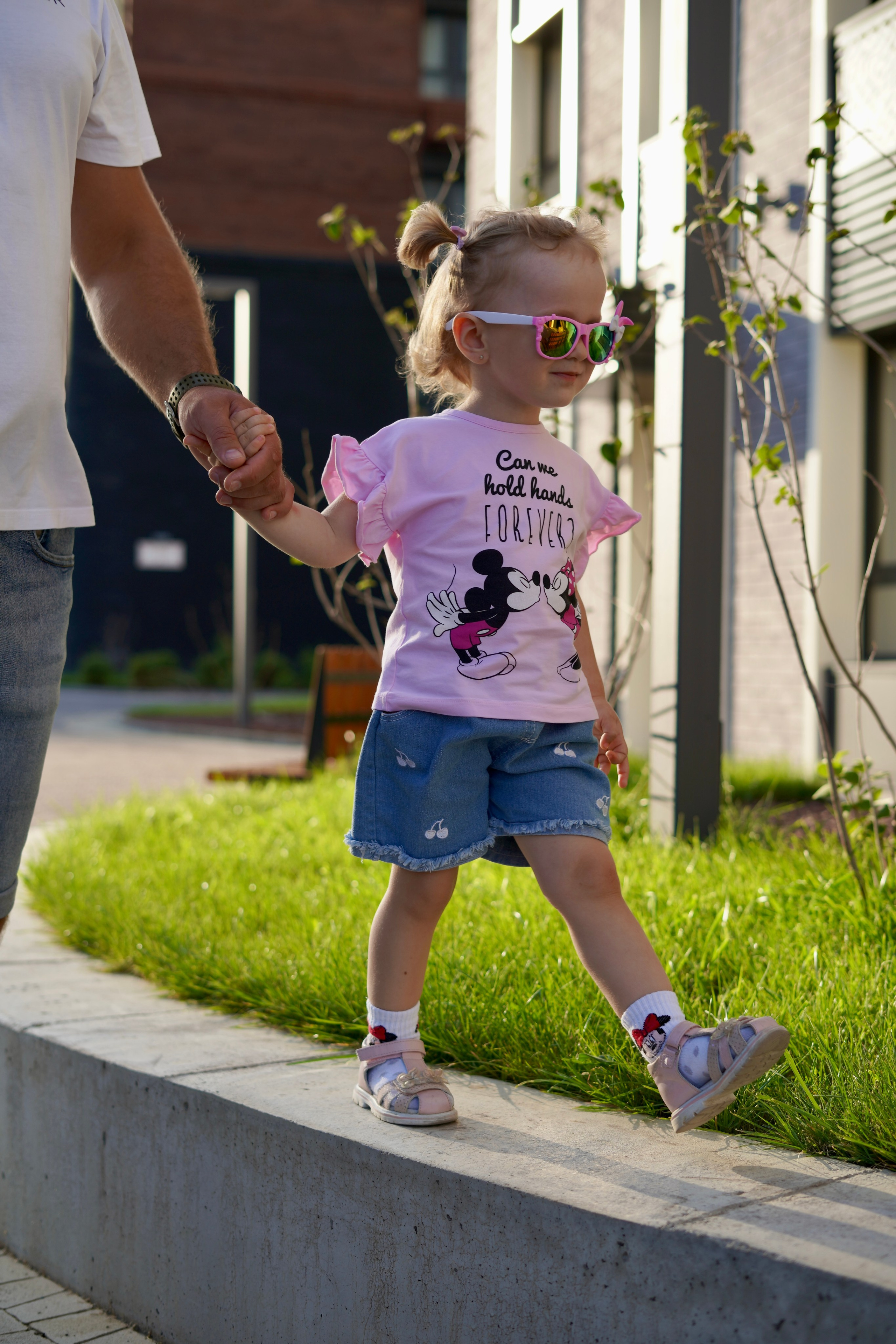 Детская прогулочная фотосессия Барнаул