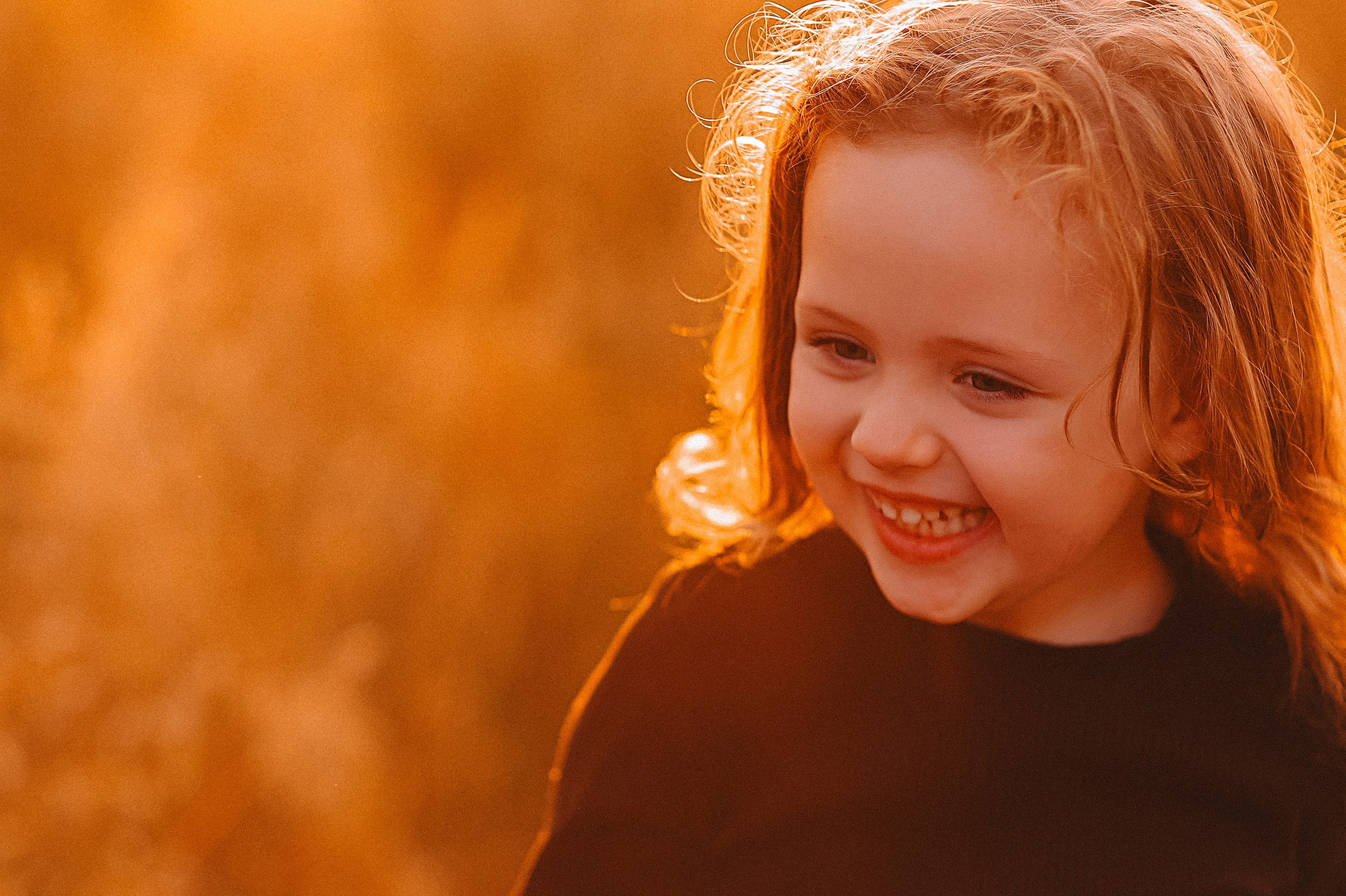 Поле. Семейный фотограф Тюмень, фотограф на роды Салмина Мария