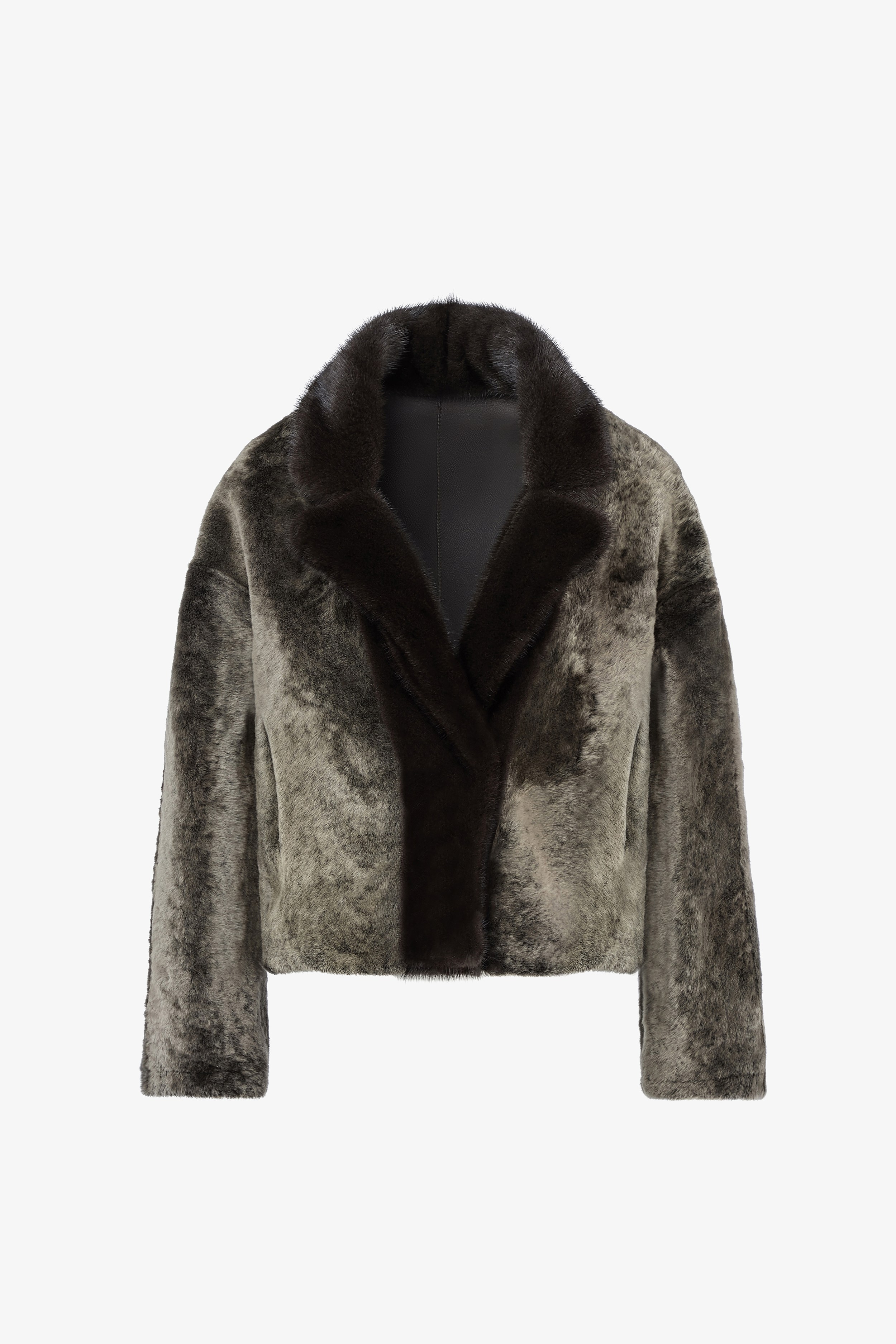 Ретушь фотографий курток и пуховиков | Студия SVITHART