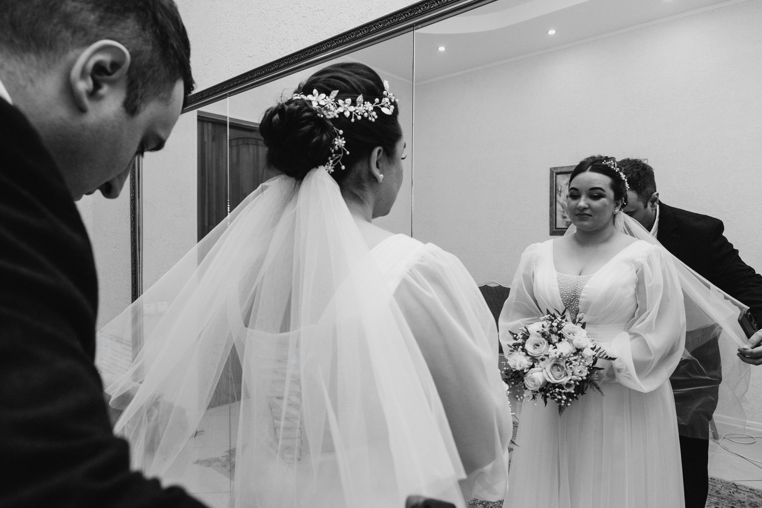 S & E. Street photographer