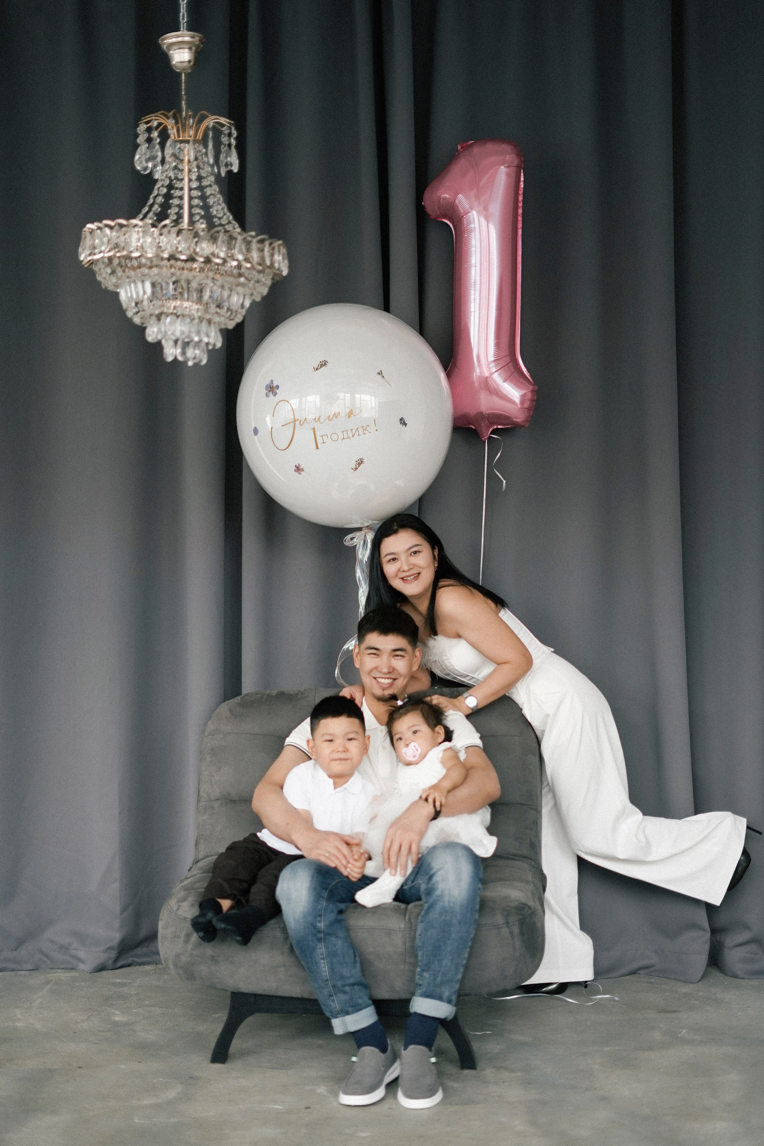 Нурзада и семья. Фотограф Москва и Серпухов