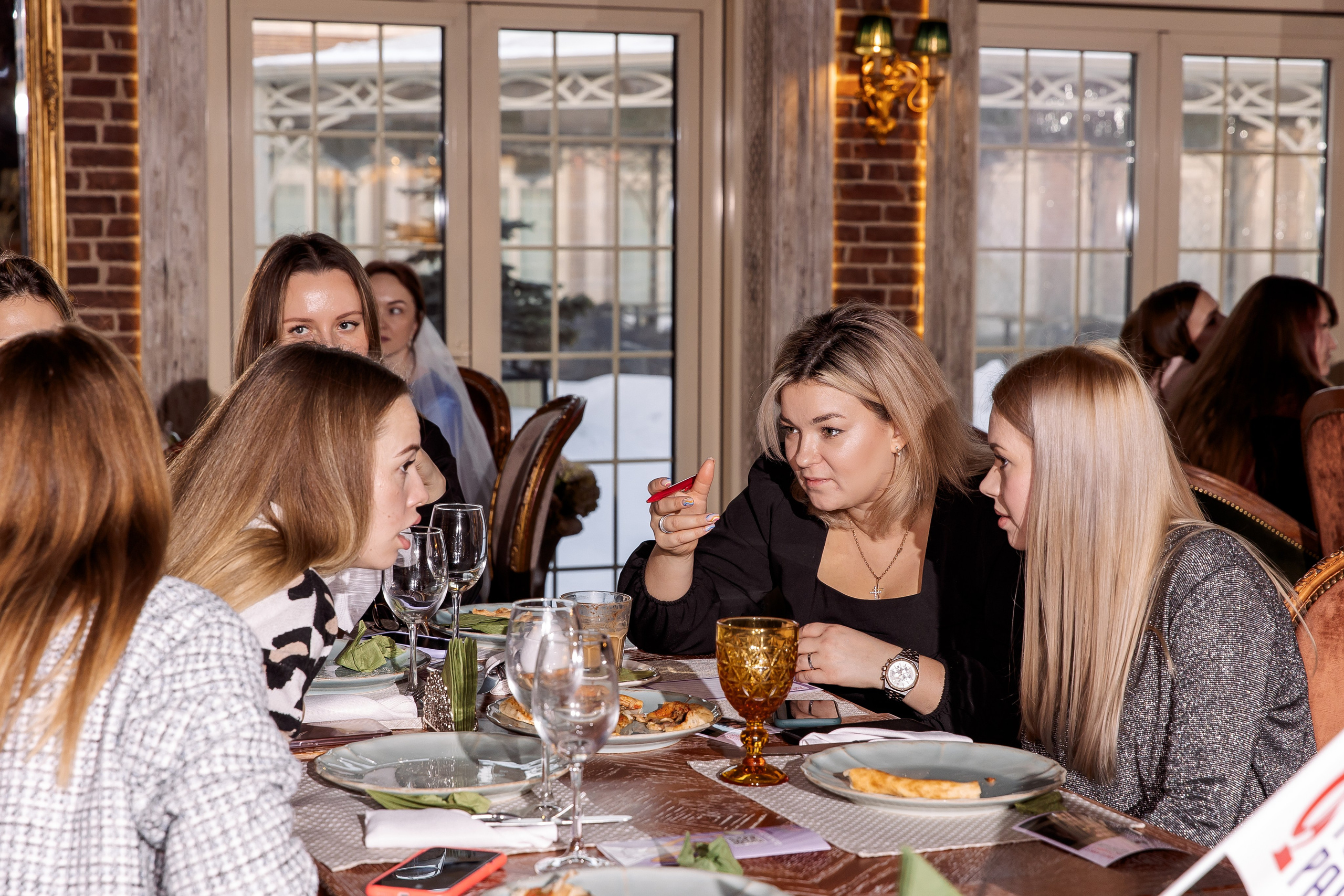 Караоке квиз-девичник. Свадебный и семейный фотограф в Челябинске Юлия Ишимова
