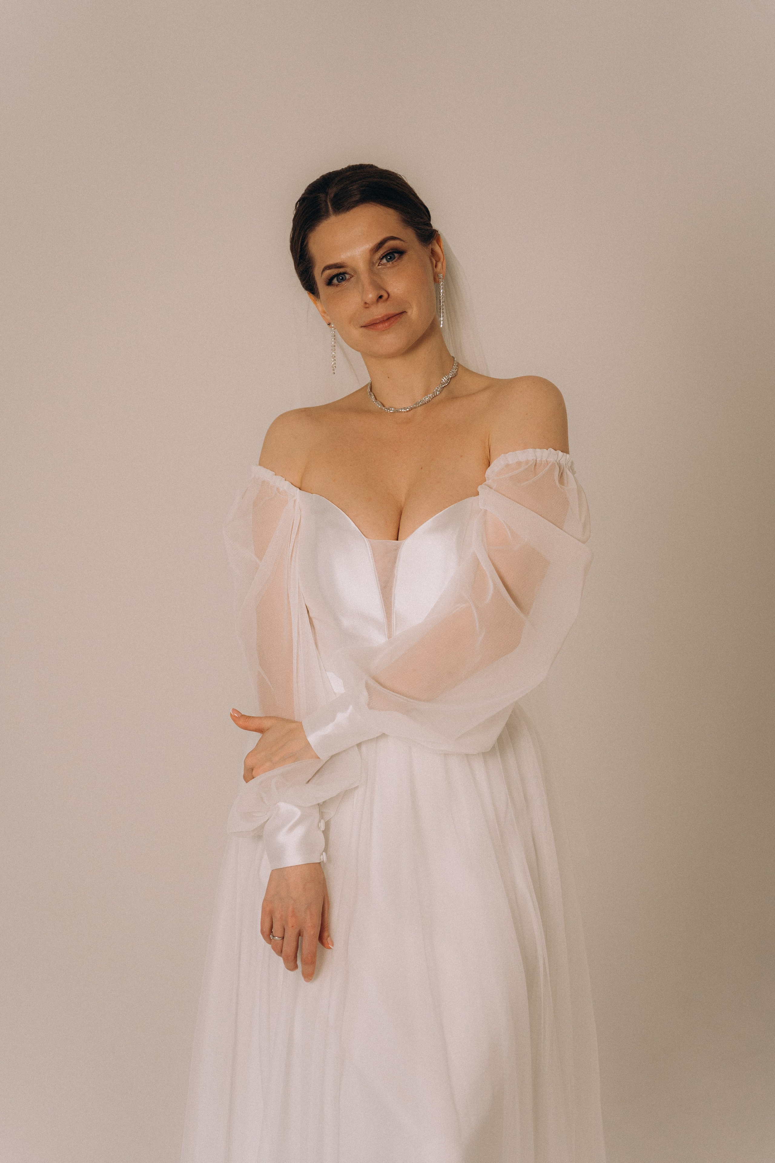 СВАДЕБНАЯ СЬЕМКА ВО ВТОРОМ ДВОРЦЕ (ДЕКАБРЬ) ТАКЖЕ СЬЕМКА В СТУДИИ НА ЧЕРНЫШЕВСКОЙ. Профессиональный фотограф, Санкт-Петербург — Виктория Богомолова