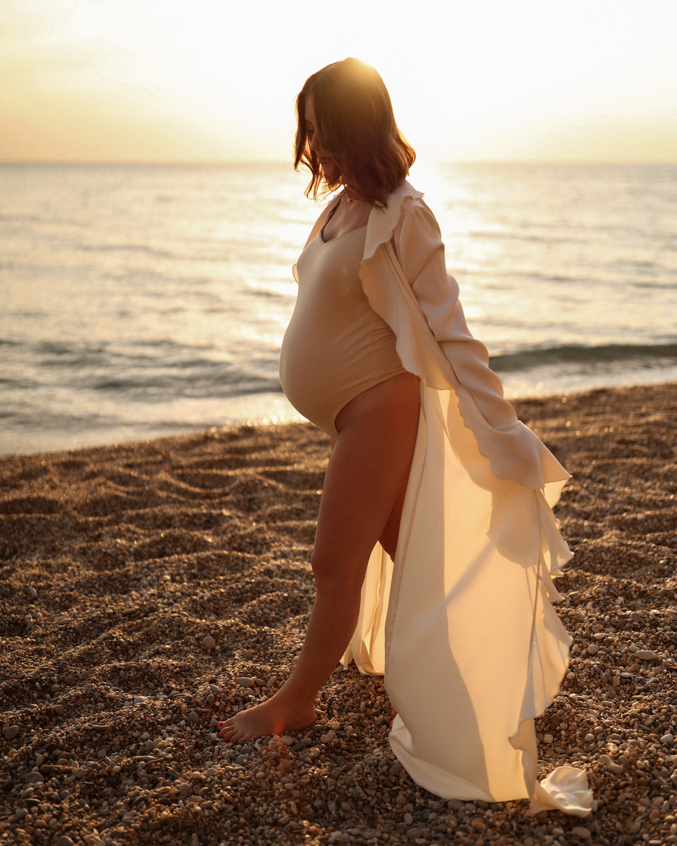 Беременность на закате. Фотограф в Севастополе и Крыму Артем Волобуев