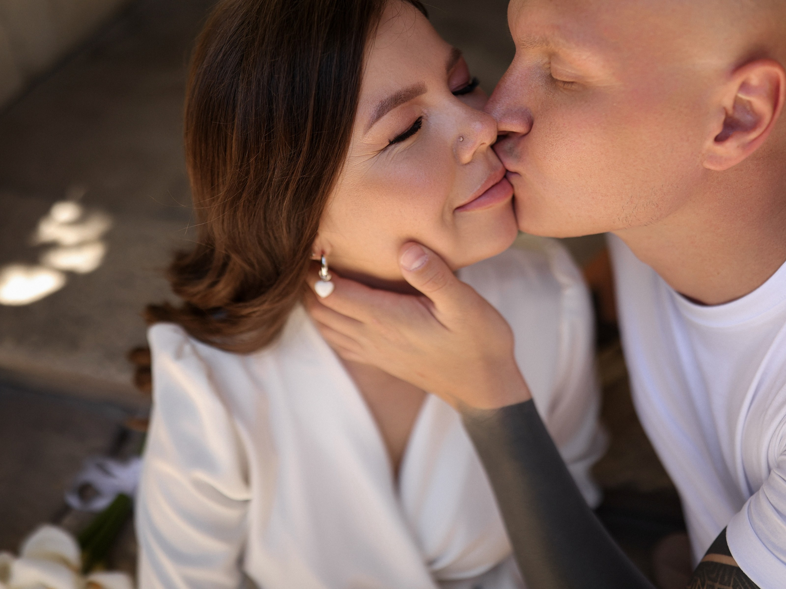 Роспись и прогулка в старом Херсонесе. Фотограф в Севастополе и Крыму Артем Волобуев