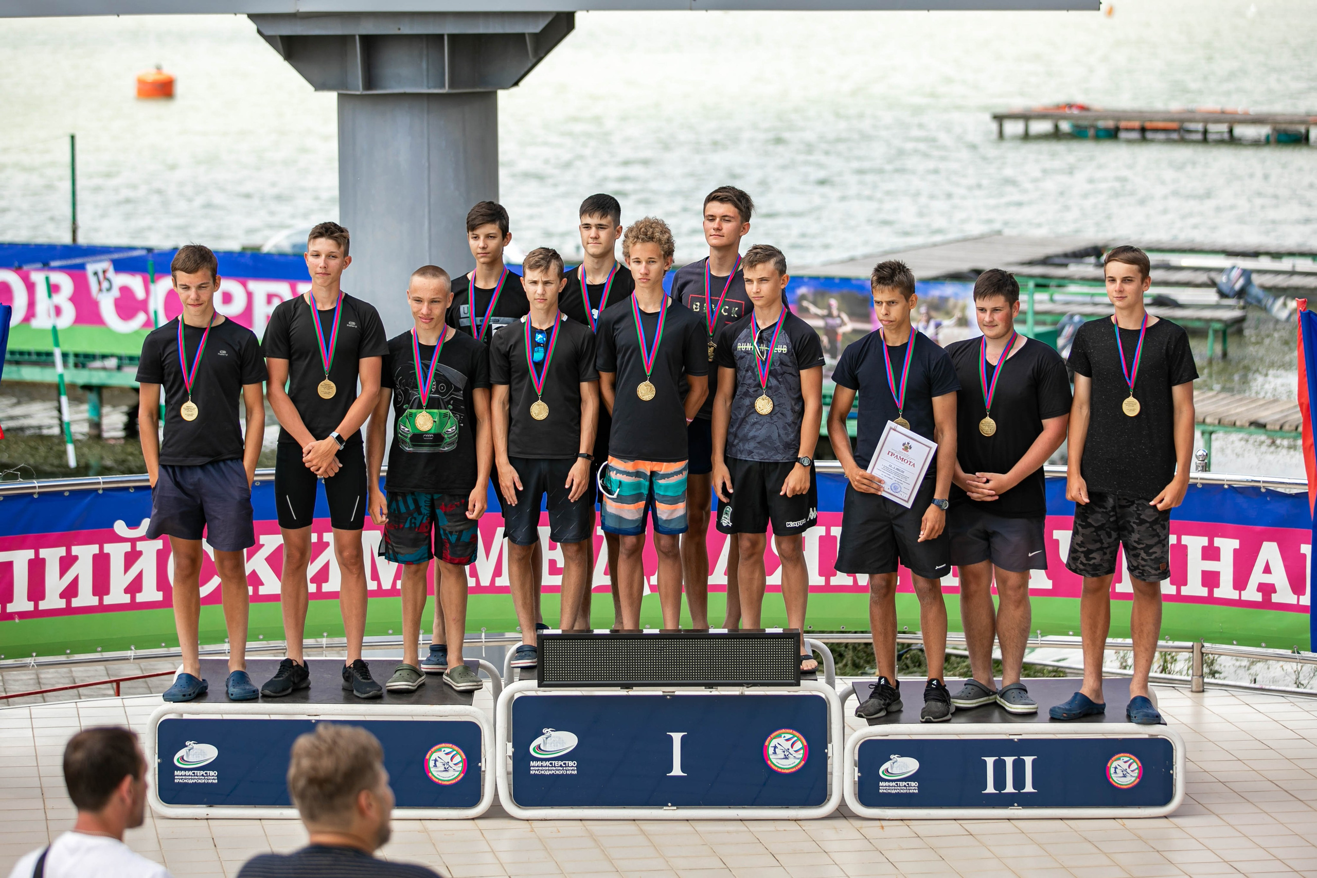 Гребля на байдарках и каноэ. Семейный фотограф в Краснодаре