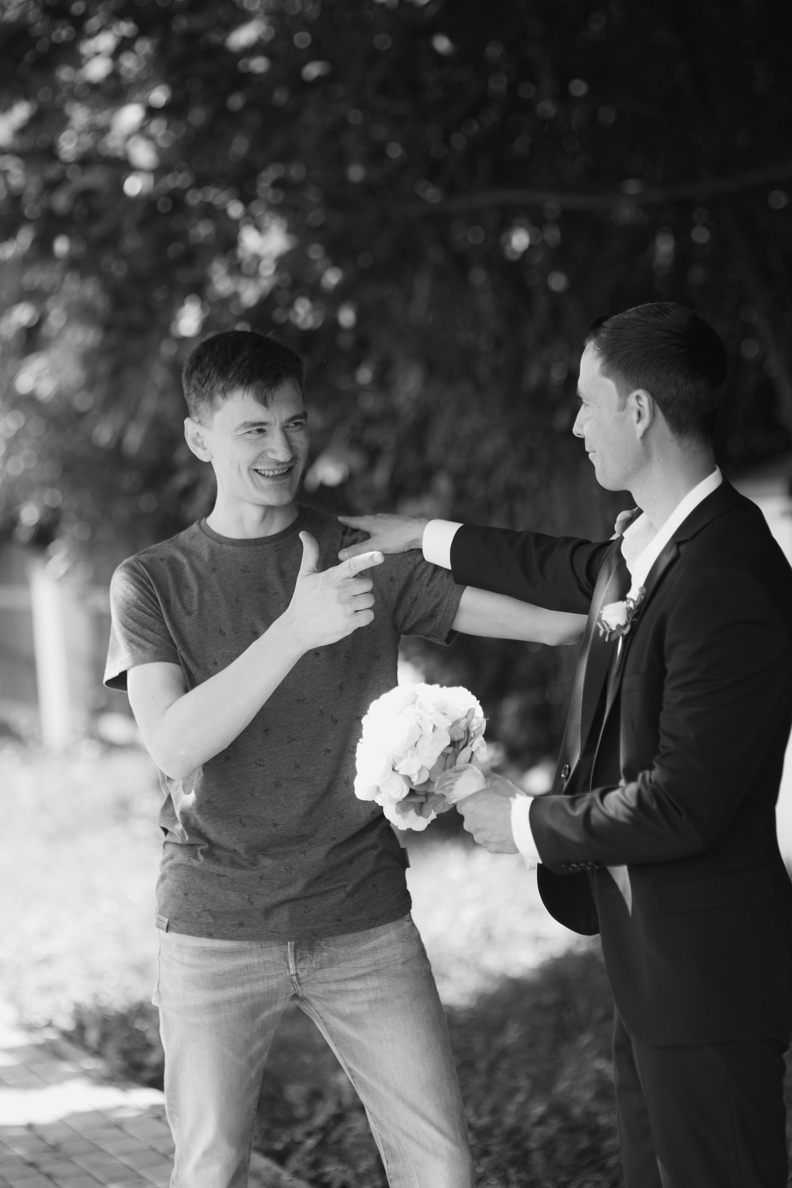 Свадебная прогулка в Ярославле. Свадебный и репортажный фотограф в Ярославле и Санкт-Петербурге Роман Микрюков