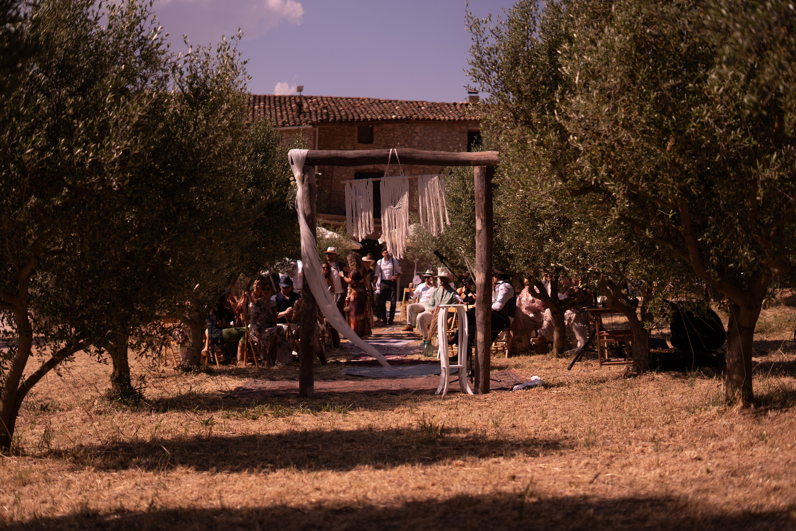 Stasy and Roberto. Wedding Photographer in Barcelona and Medellin