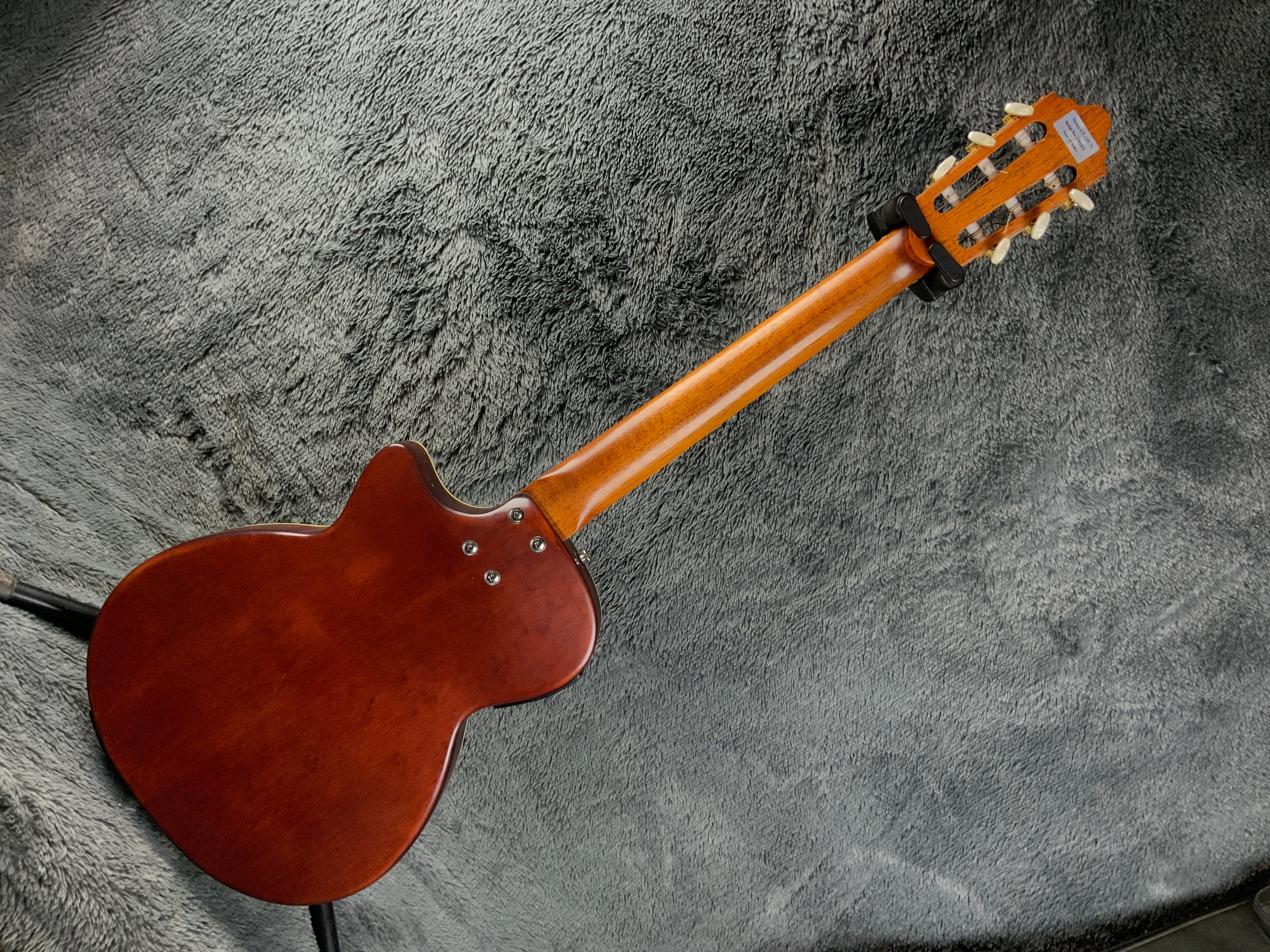 Crafter CT 125 CN Gibson Chet Atkins Epiphone SST