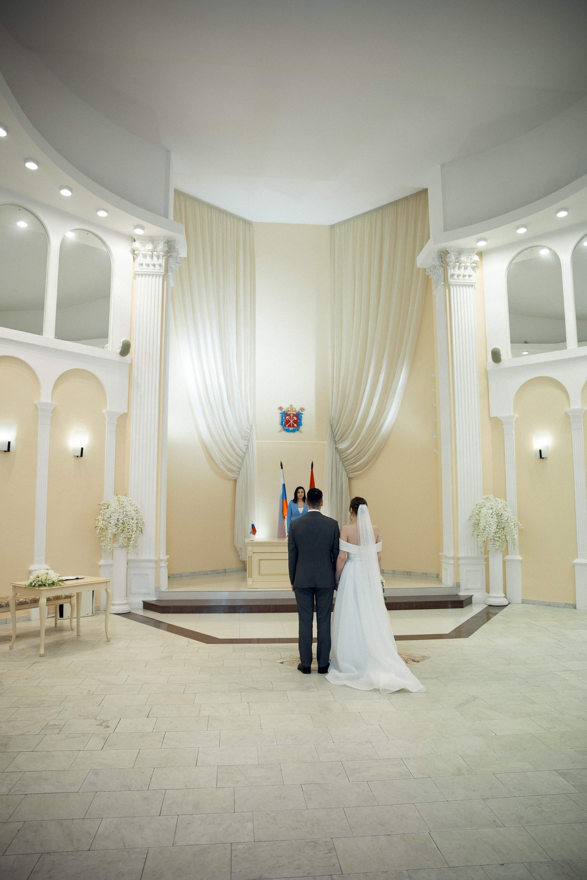 Искренняя любовь. Свадебный фотограф Игорь Брундасов 8PHOTO на свадьбу венчание загс СПб