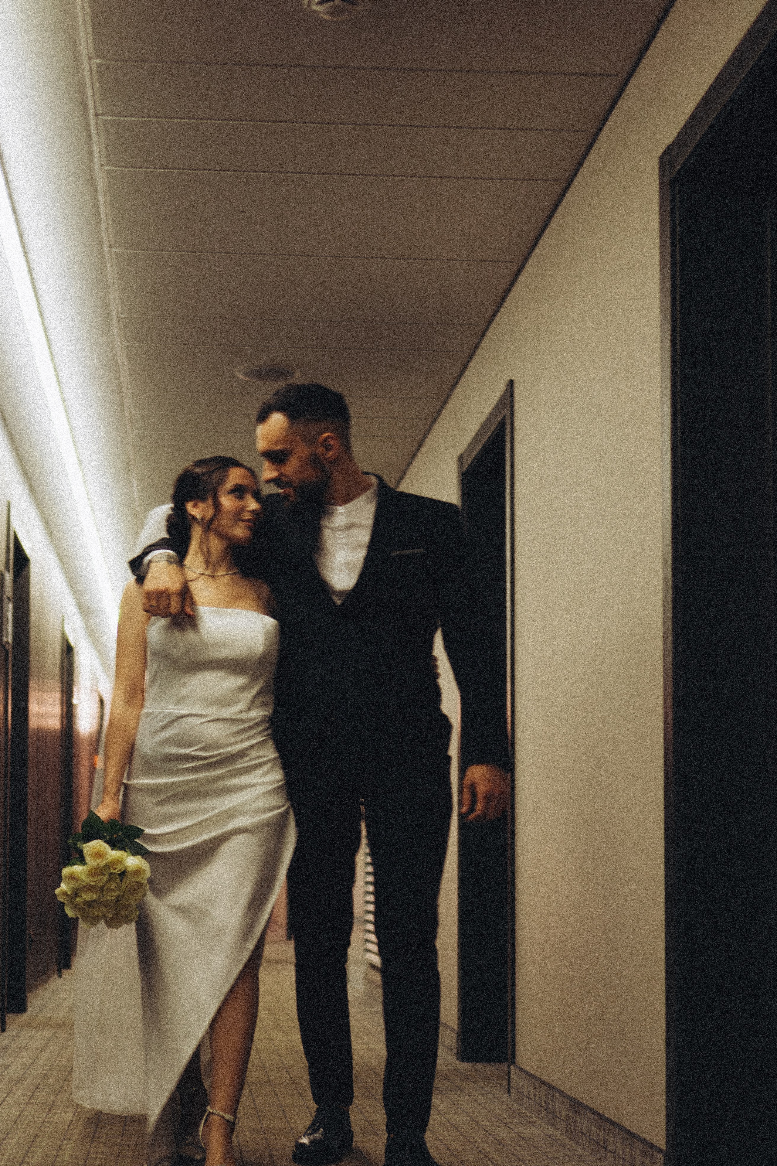 СВАДЕБНАЯ СЬЕМКА СБОРОВ ЖЕНИХА И НЕВЕСТЫ В ОТЕЛЕ И ТАКЖЕ ФОТОСЕССИИЯ В ОТЕЛЕЕ МЕГАПОЛИС БРЯНСК. Профессиональный фотограф, Санкт-Петербург — Виктория Богомолова