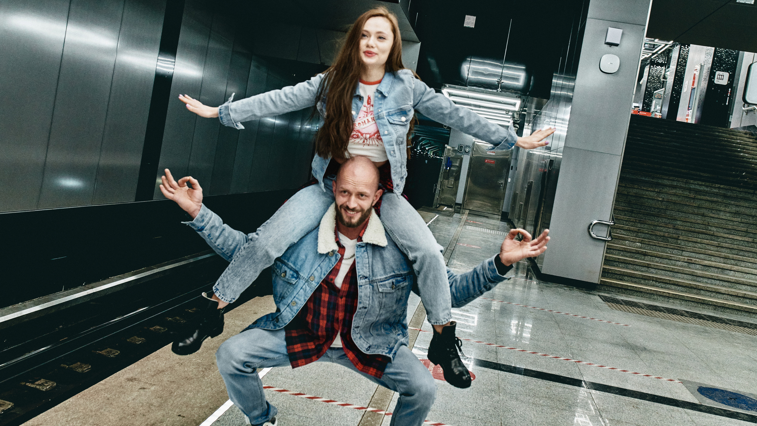 Метро Life style 2021. Zubkov Jan Hochzeitsfotograf Deutschland