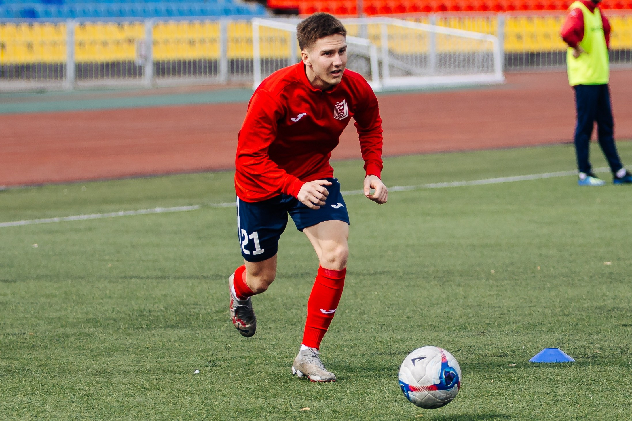 ФК «Металлург-Магнитогорск» vs ФК «ОСШ-Челябинск-М» // 05.04.25. Денис Прохоров Фотограф в г. Магнитогорск