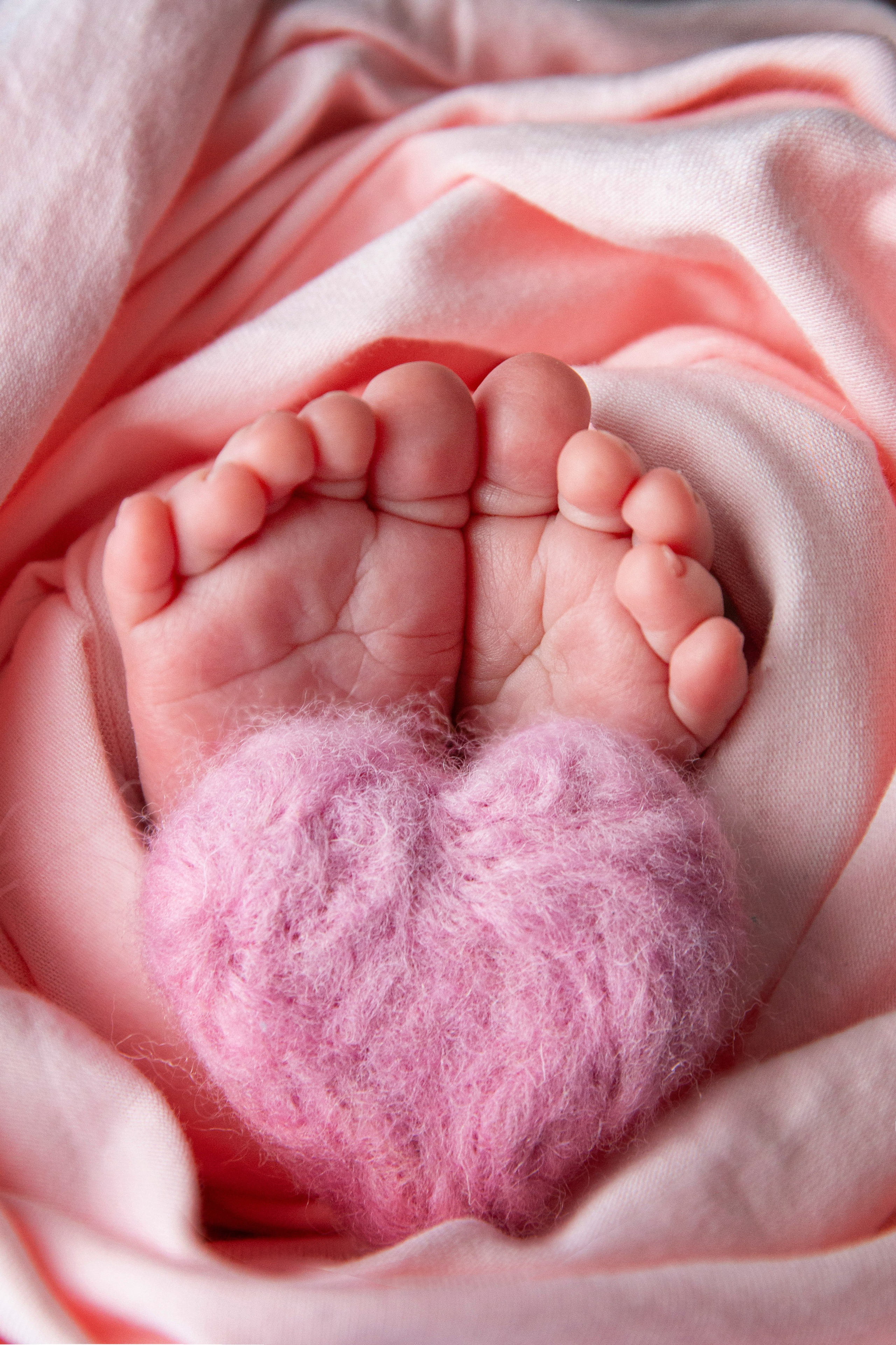 Профессиональная фотосессия новорожденного. Фотограф новорожденных Жуковский Раменское