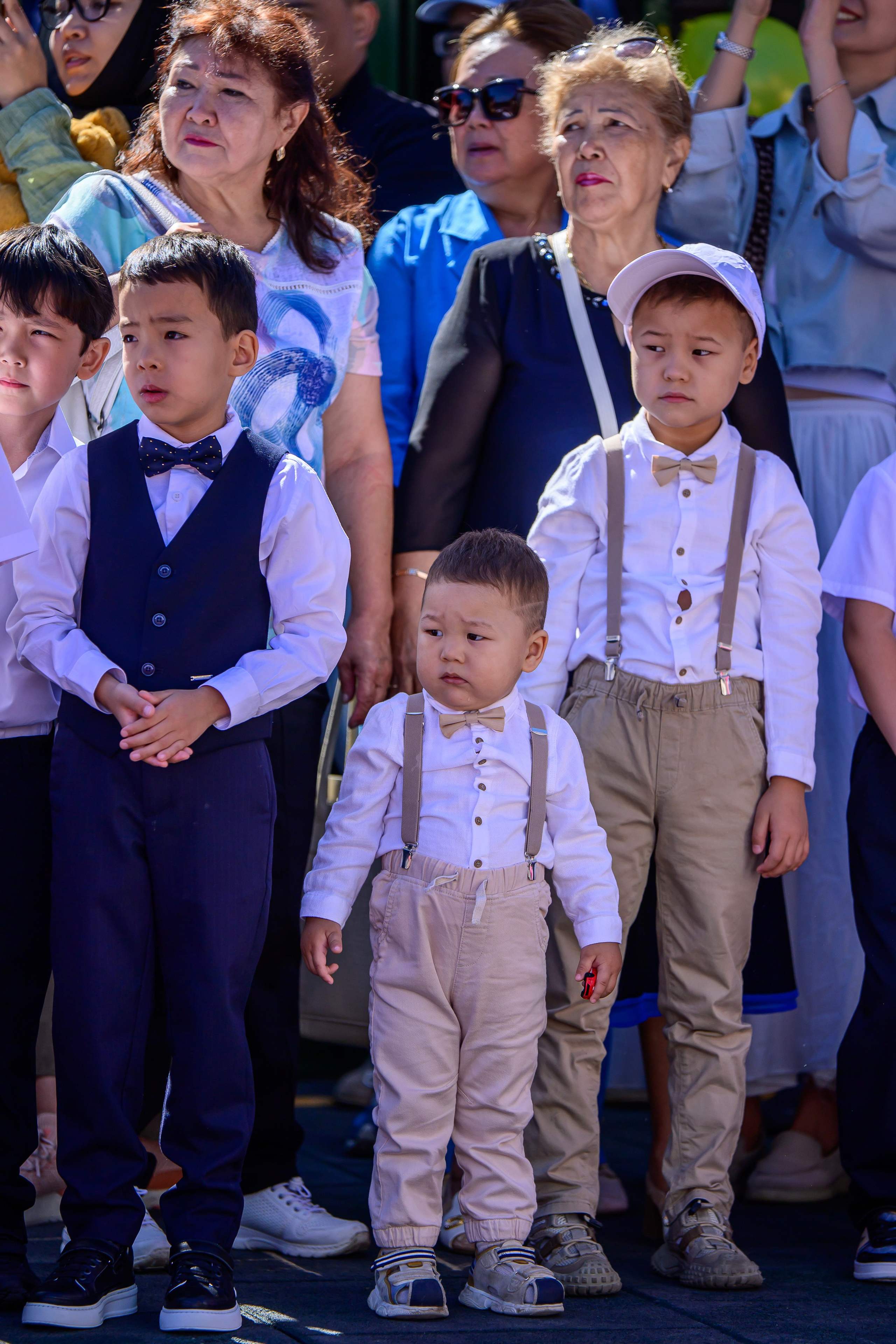 Фотосъемка мероприятия  1 Сентября в Abay International Shool. Фотограф в Алматы Егор Поленов