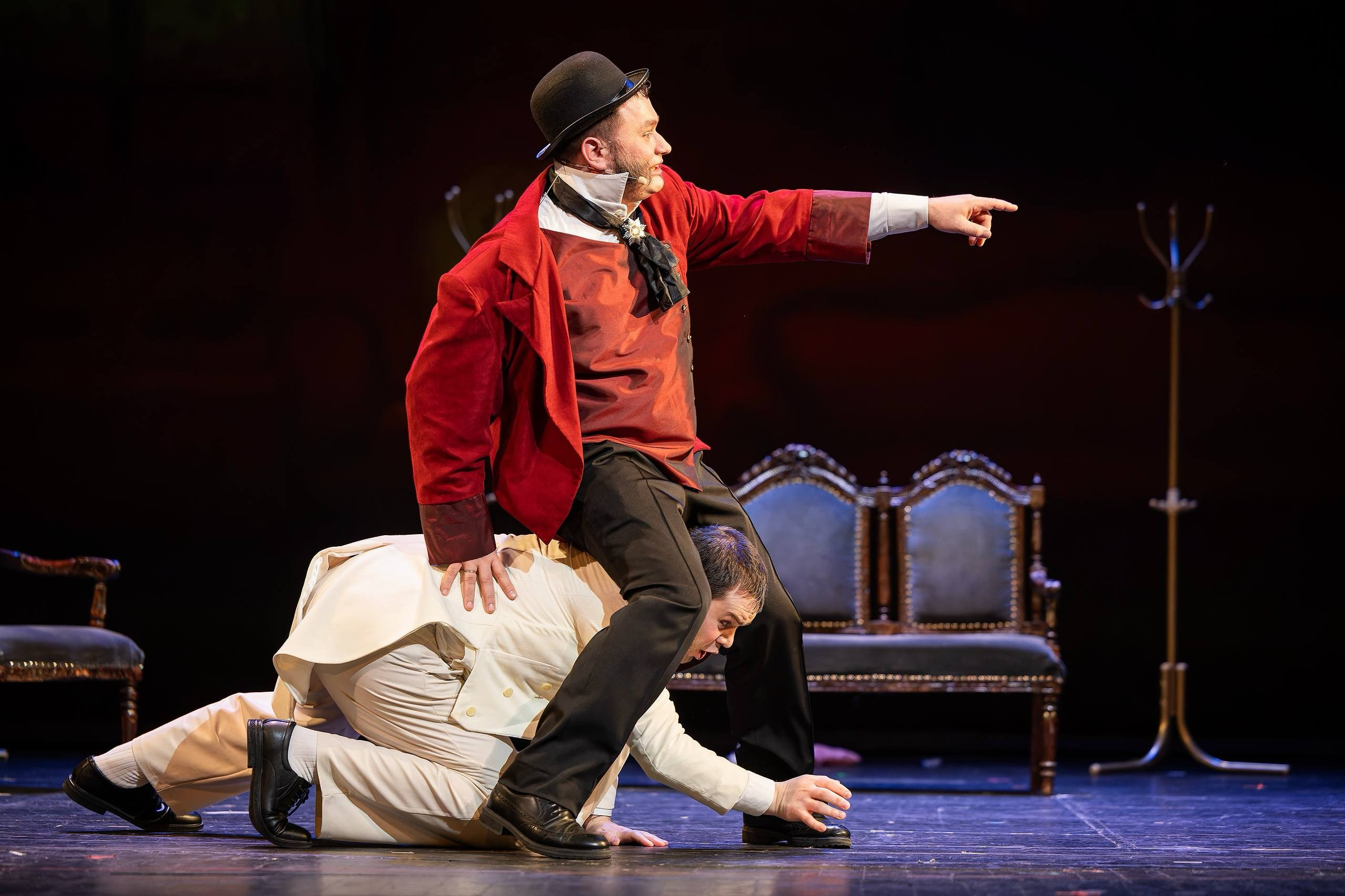 Благотворительный спектакль «Женитьба» на сцене театра имени Пушкина. Другой Павел Поцелуев. Фотограф в 2026 году