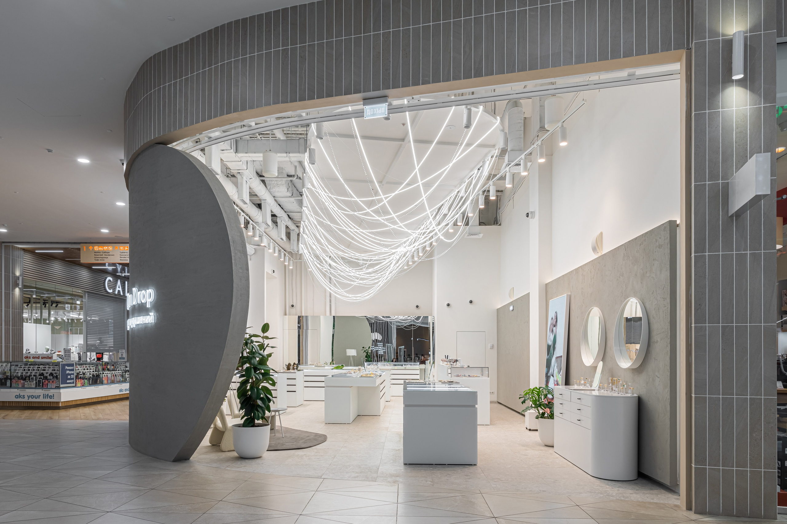 Универмаг украшений Poison Drop, г. Казань. Иван Благушин. Интерьерный и архитектурный фотограф в Москве и Санкт-Петербурге