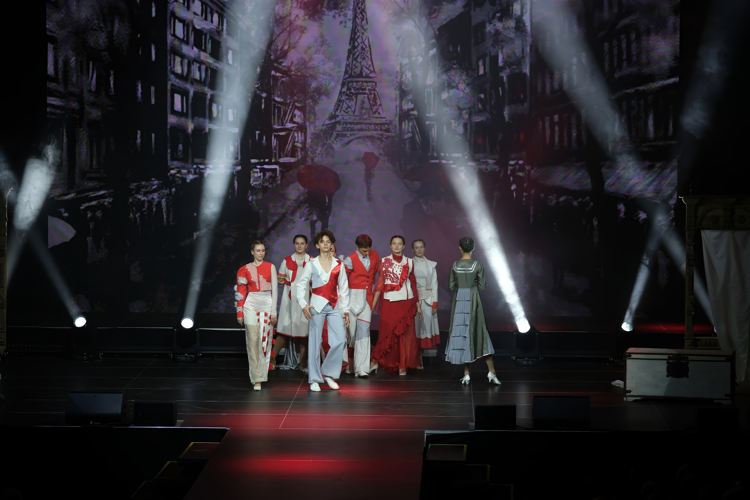 Подиумный спектакль «Стиль Надежды». Добро пожаловать в студию «Цифровой скульптор»  где искусство встречается с технологиями!