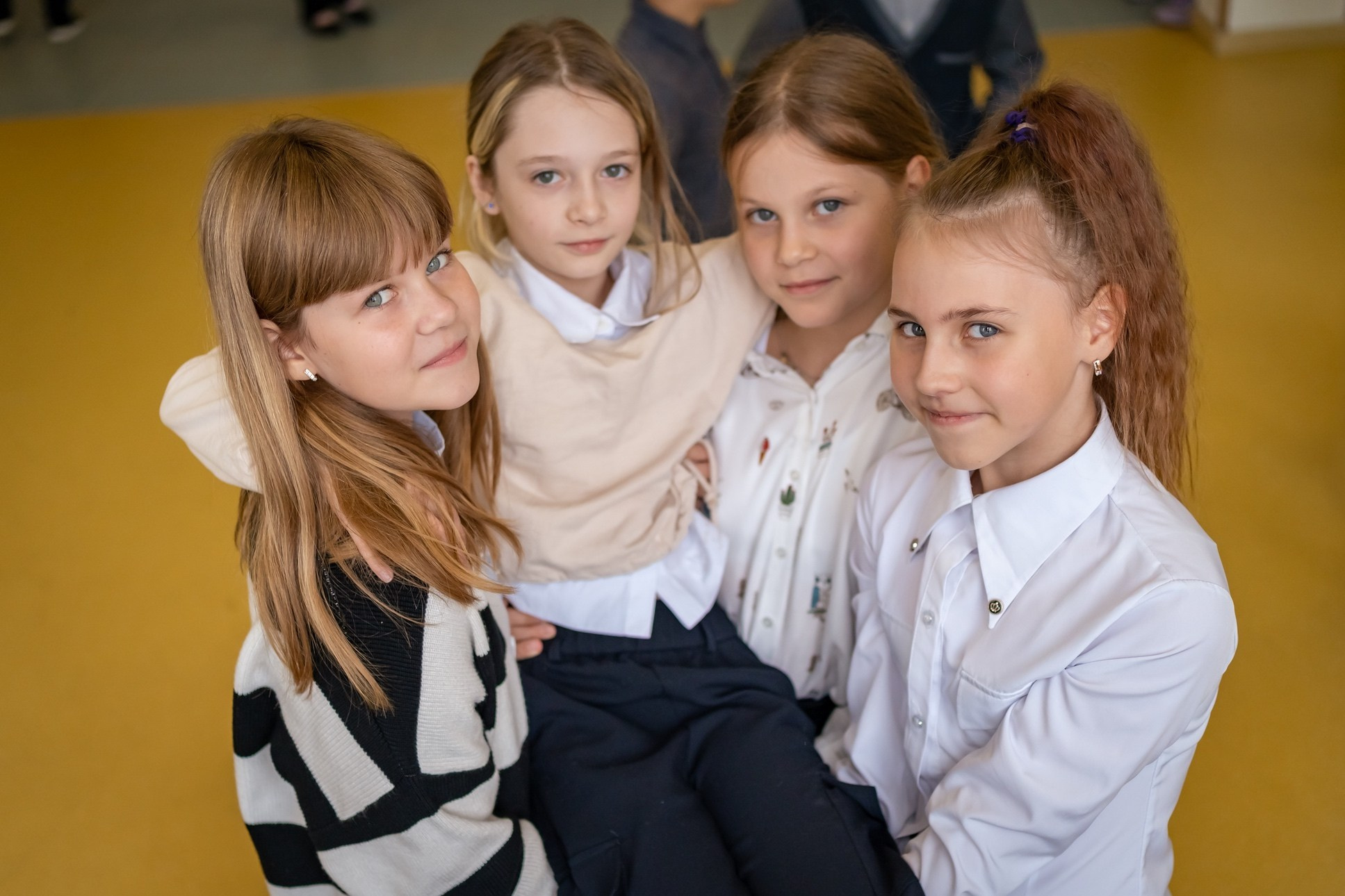 Выпускники начальной школы. Семейный фотограф Варвара Сорока в городе Москве