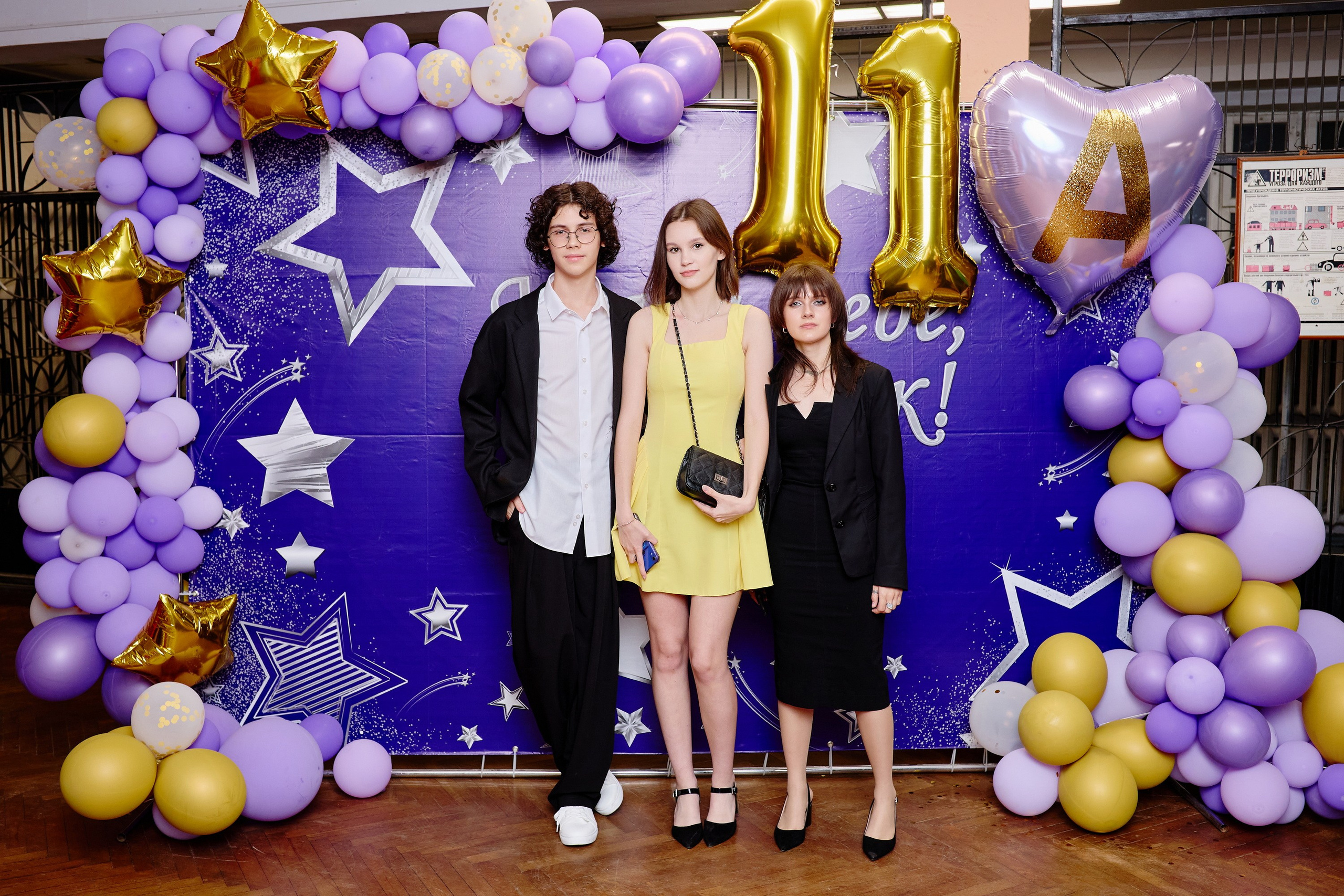 Выпускной 35 Сош. Фотограф Выпускные альбомы Таганрог Сергей Коробченко