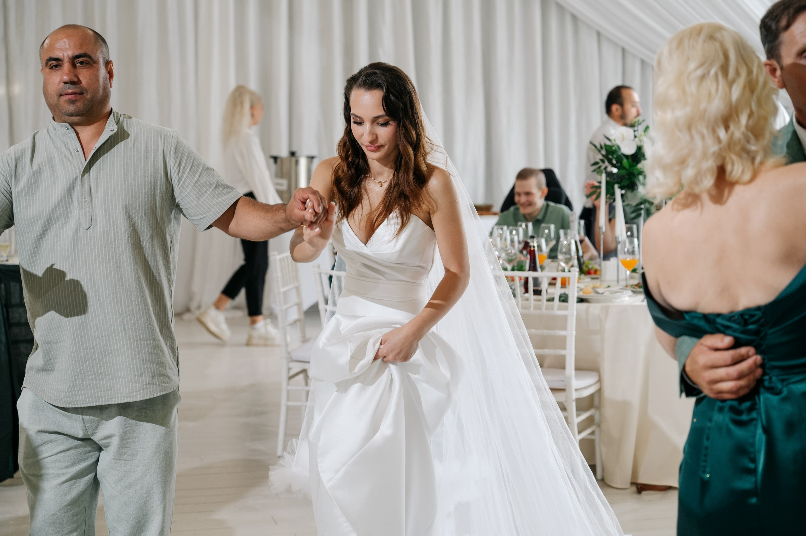 Свадьба в Гребнево в Трубецком. Свадебный и семейный фотограф Виктория Носачёва. Щелково, Москва и МО