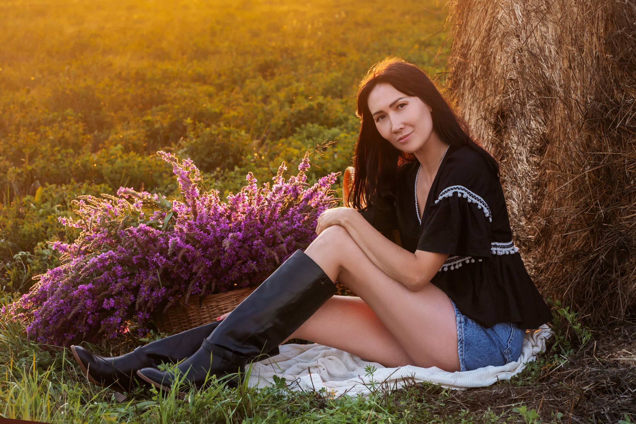 Съемка со стогами. Мила Посвит Фотограф новорожденных в Тобольске