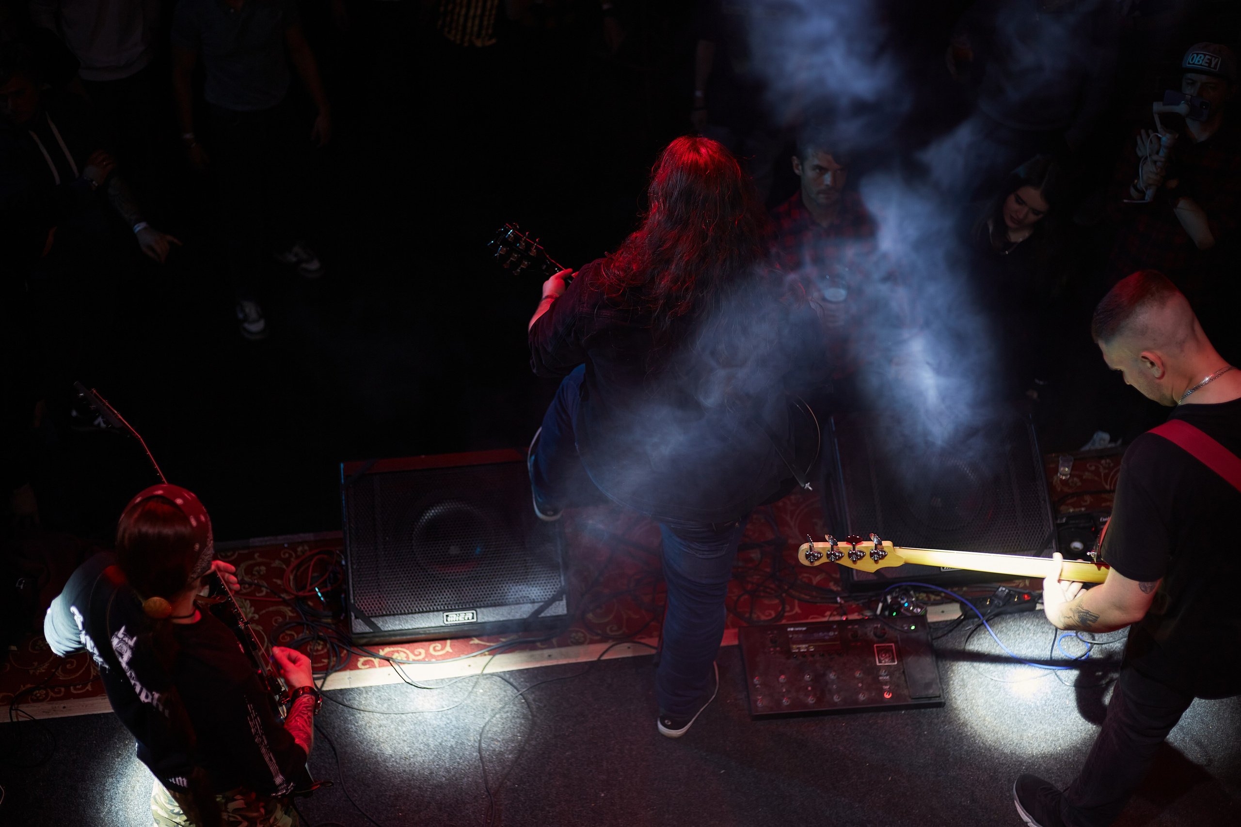 2023-11-03. Abysslooker