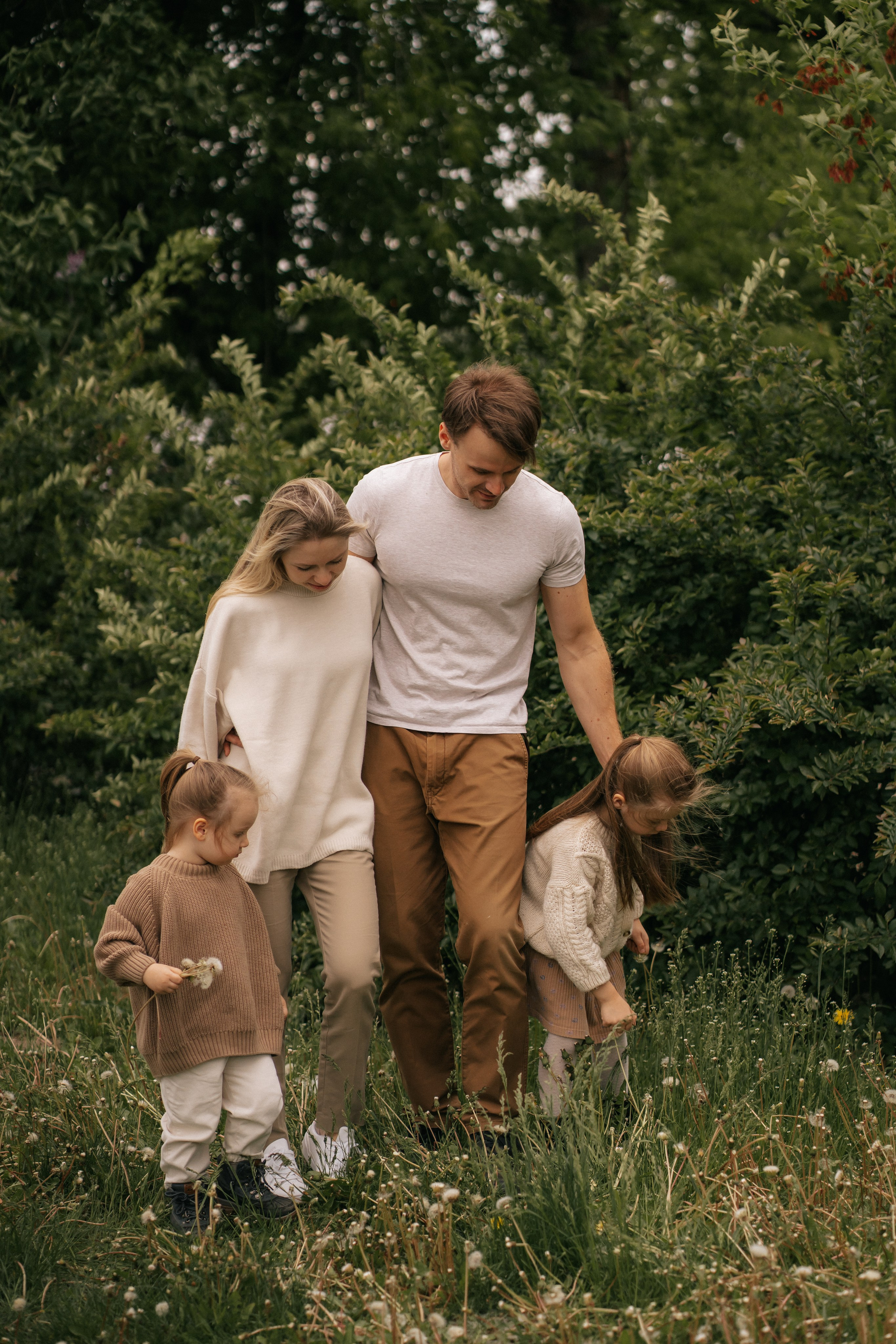 Света, Вася, Аня, Диана. Семейный фотограф Москва