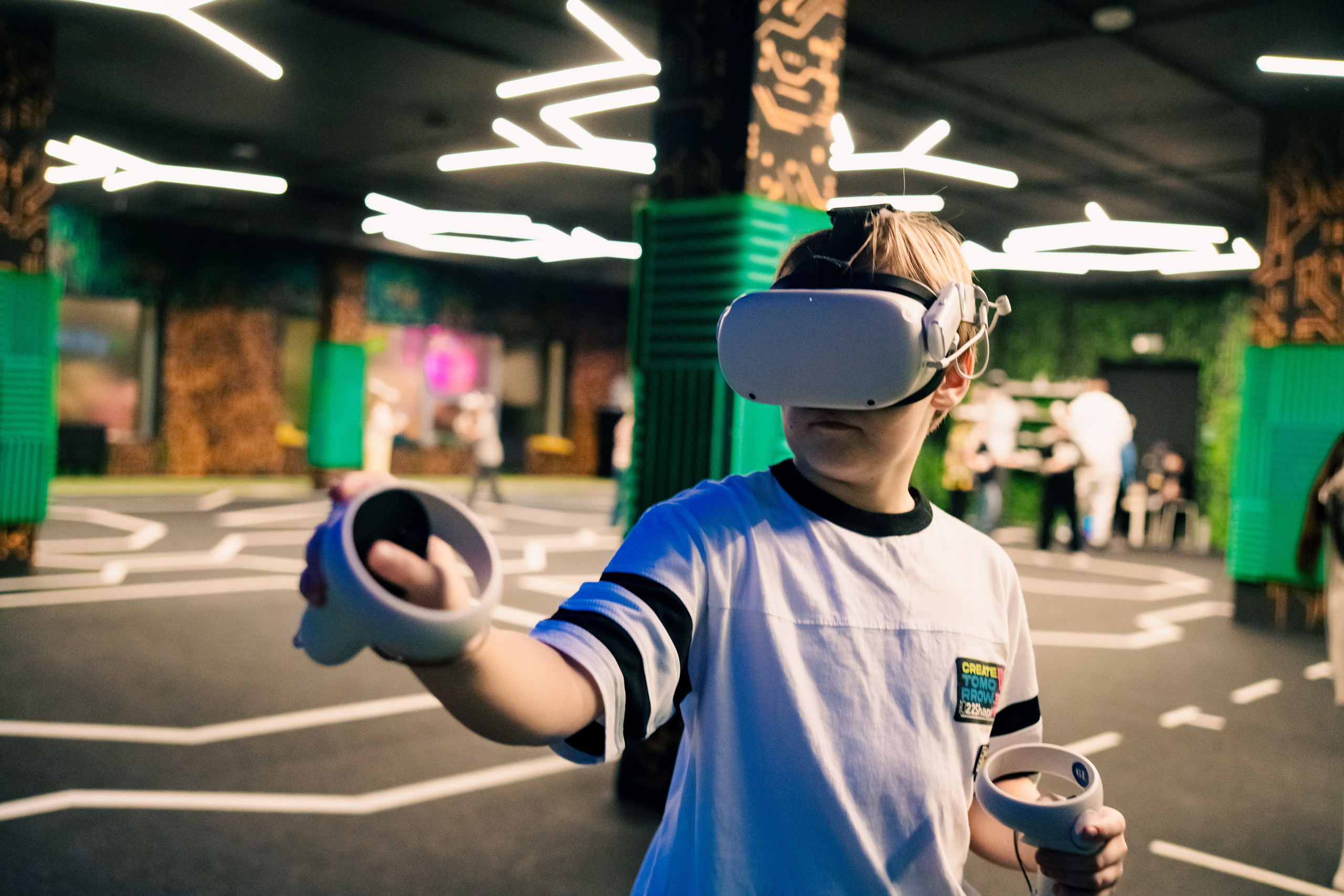 VR (November-December 2024). Felixtones