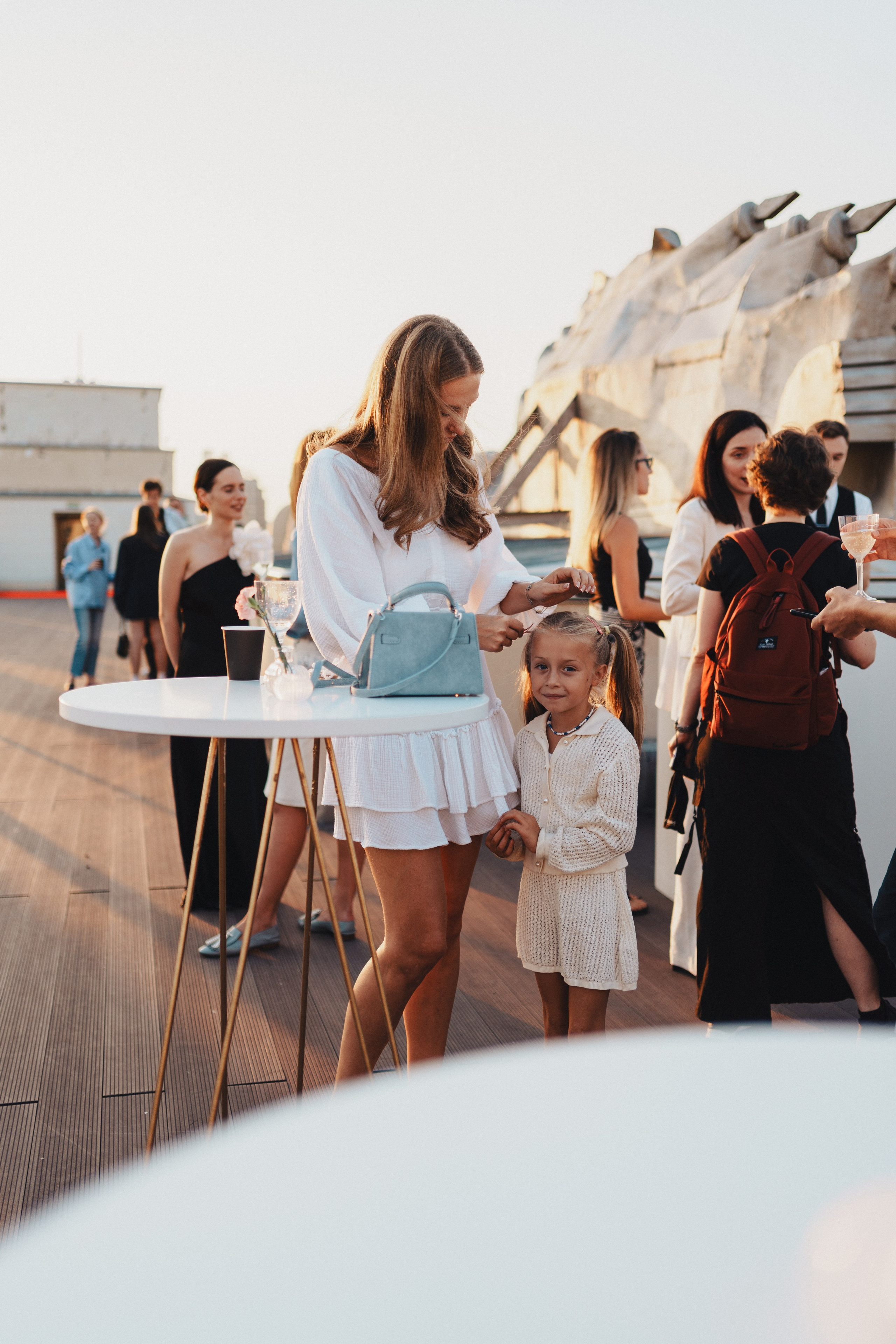 Выставка на крыше Парка Горького. Семейный и детский фотограф и видеограф в Москве, Серпухове и Тарусе Валерия Сорокина